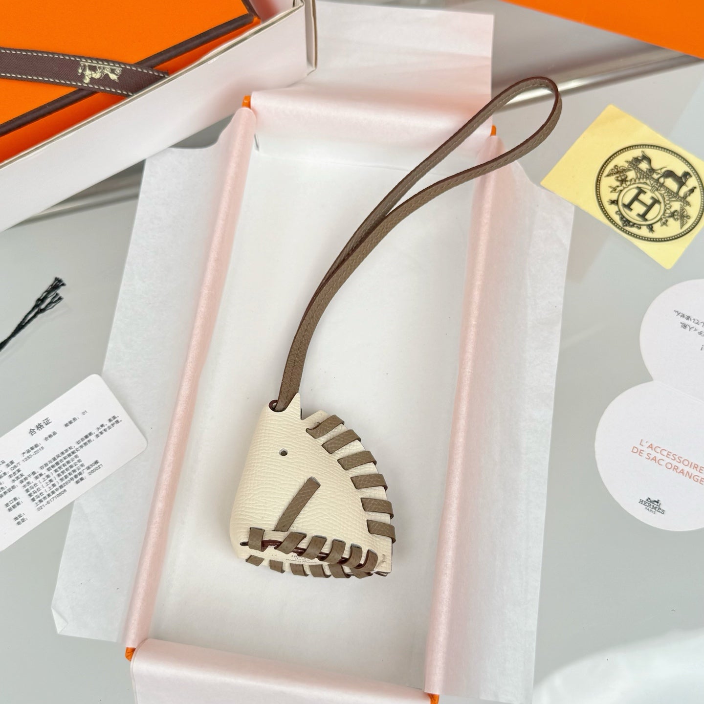 HM Horse Head Charm White Taupe Calfskin