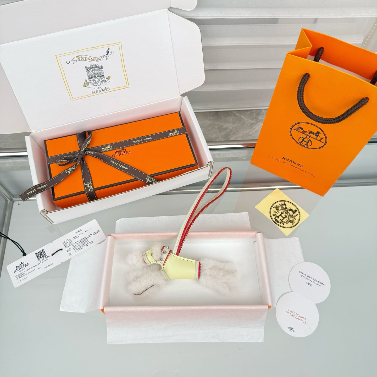 HM Budy Puppy Pendant Charm White Light Yellow Wool Cowhide