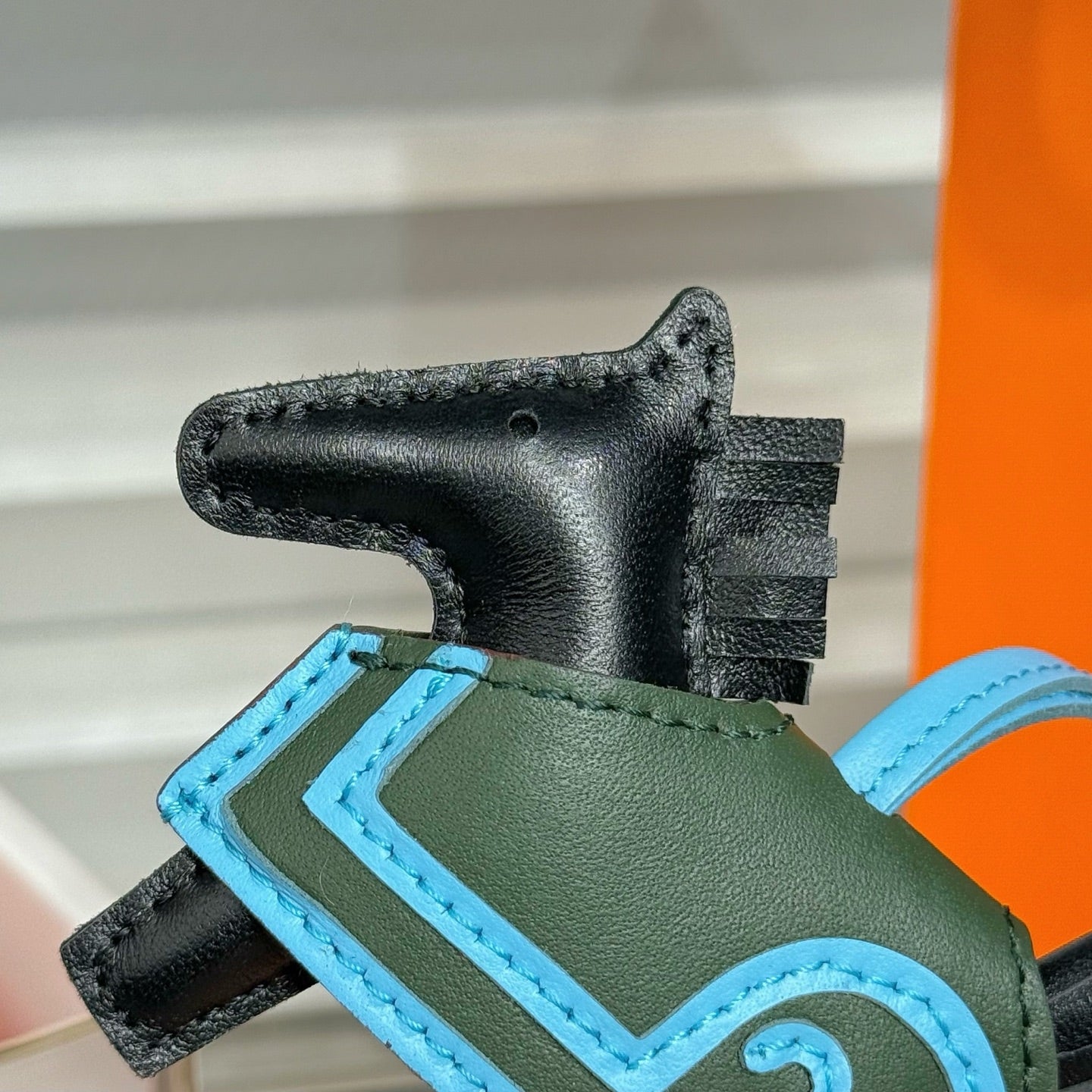 HM Rodeo Robeo 24 PM Charm Black mix Mangrove Green Lambskin