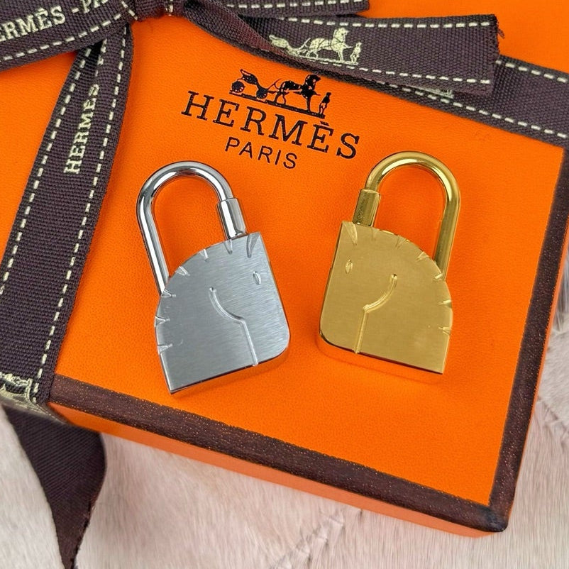 HM Horese Head Charm