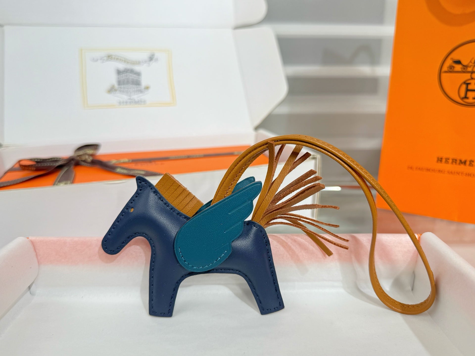 HM Rodeo Pegase PM Charm Navy Blue mix Brown Lambskin