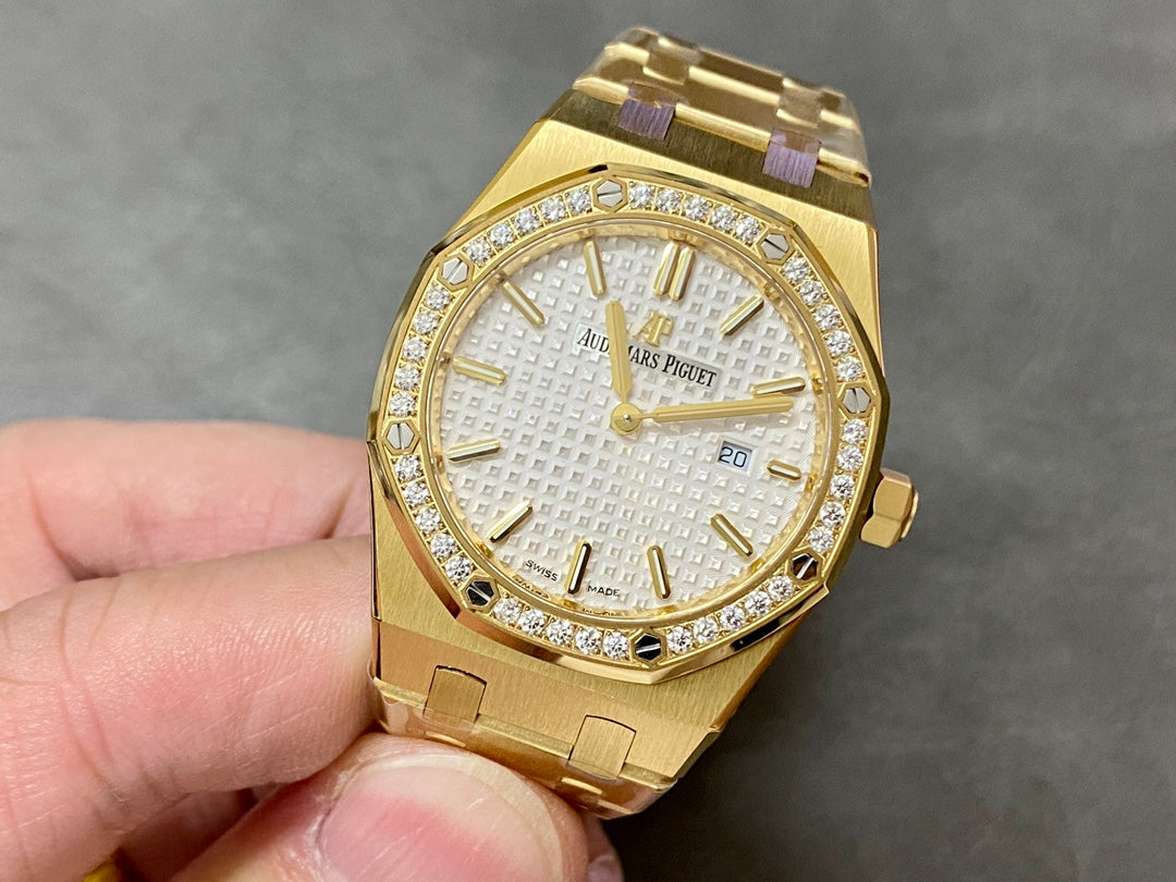 Audemars Piguet Royal Oak Lady 33mm Gold Case White Dial Diamond Bezel
