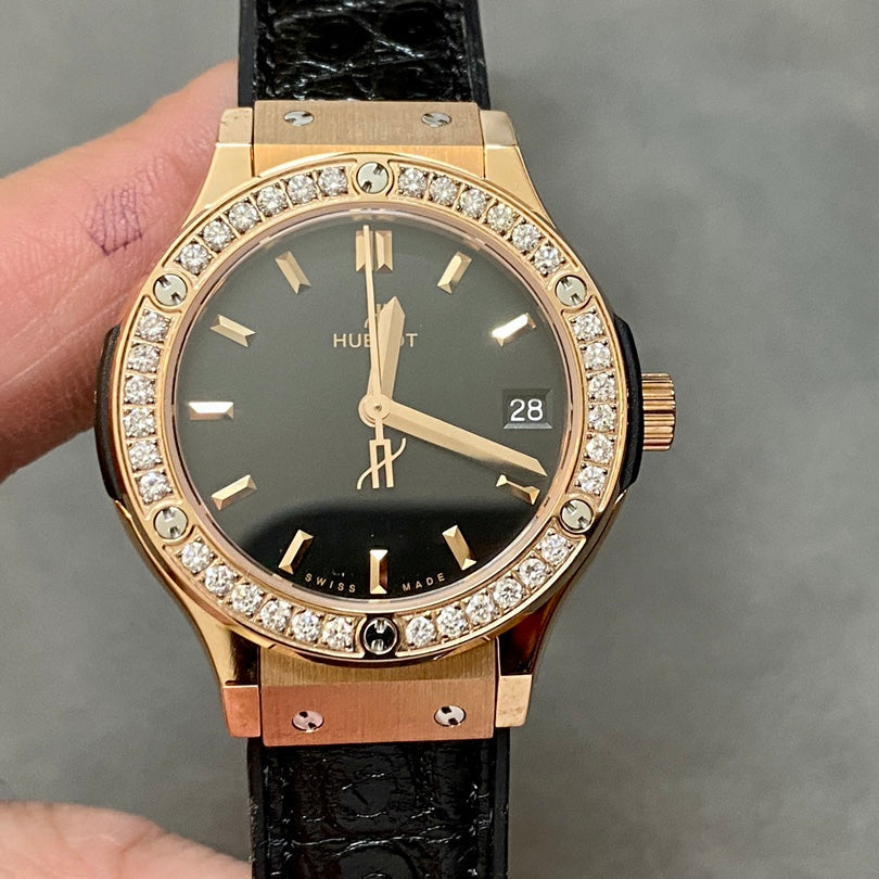 Hublot Classic Fusion Rose Gold Diamonds 33mm Watch Black Leather Strap