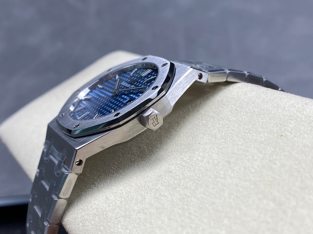Audemars Piguet Royal Oak Lady 33mm Steel Case Blue Dial