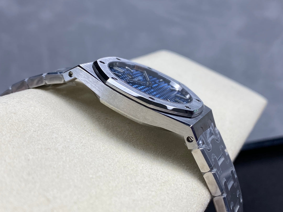 Audemars Piguet Royal Oak Lady 33mm Steel Case Blue Dial