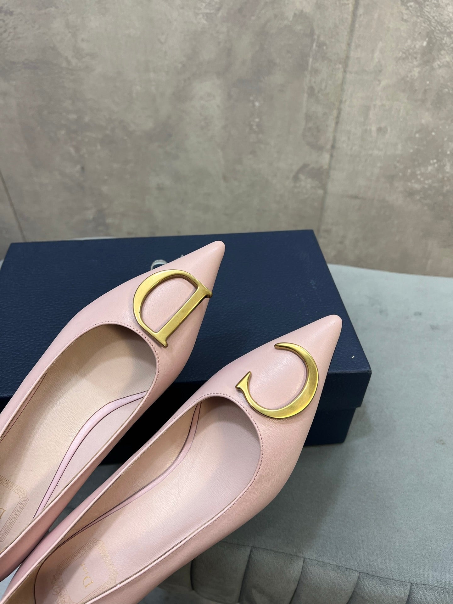 CD 26 High-Heeled 40 Pumps Light Pink Cowhide 594577