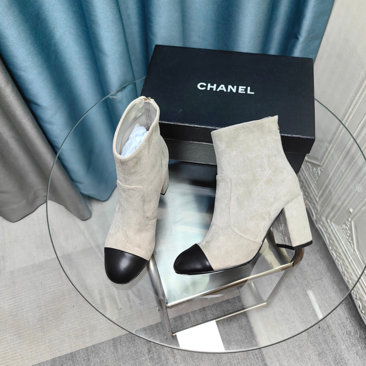 CC Ankle Boots 70mm White Suede