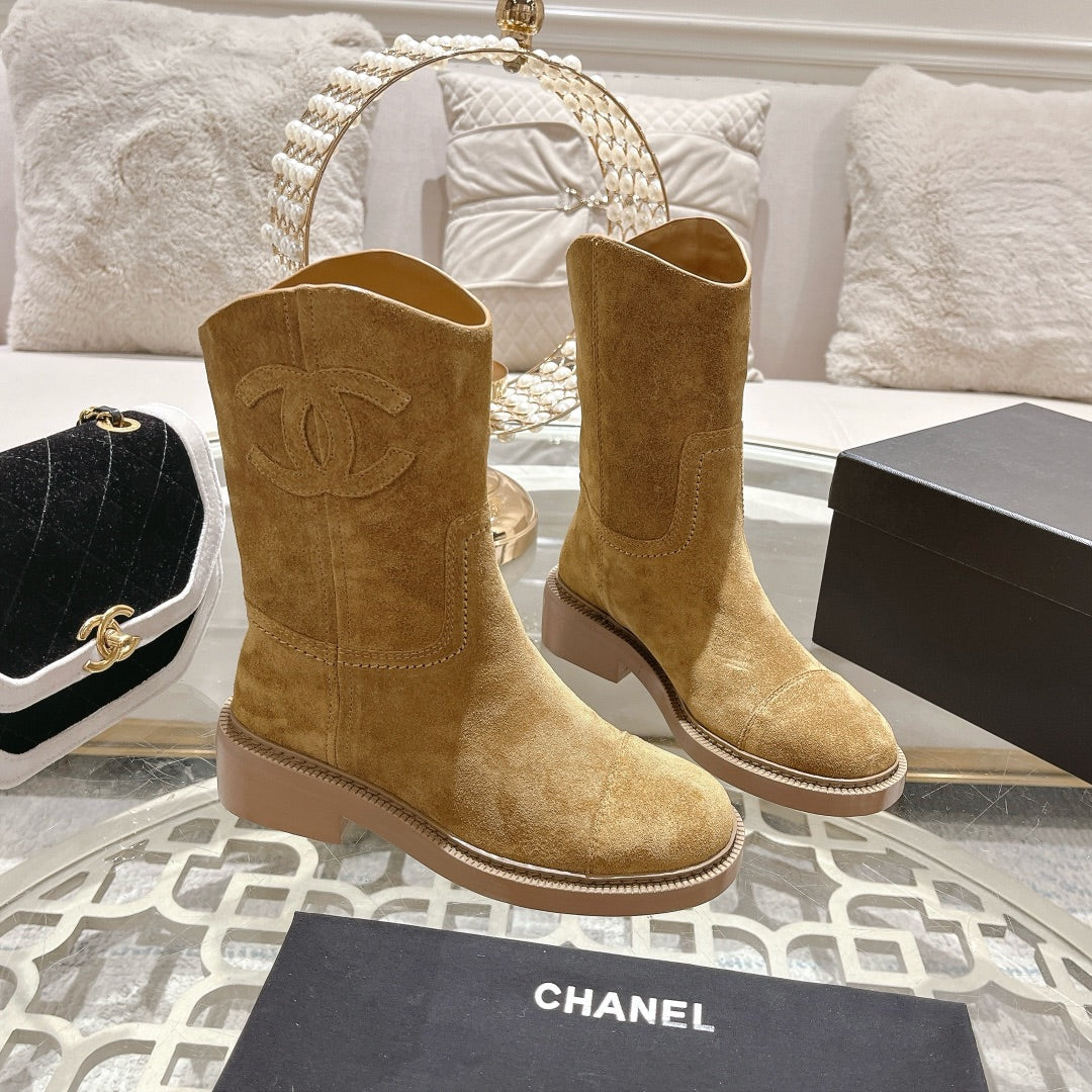 CC Ankle Boots 40mm Light Brown Suede
