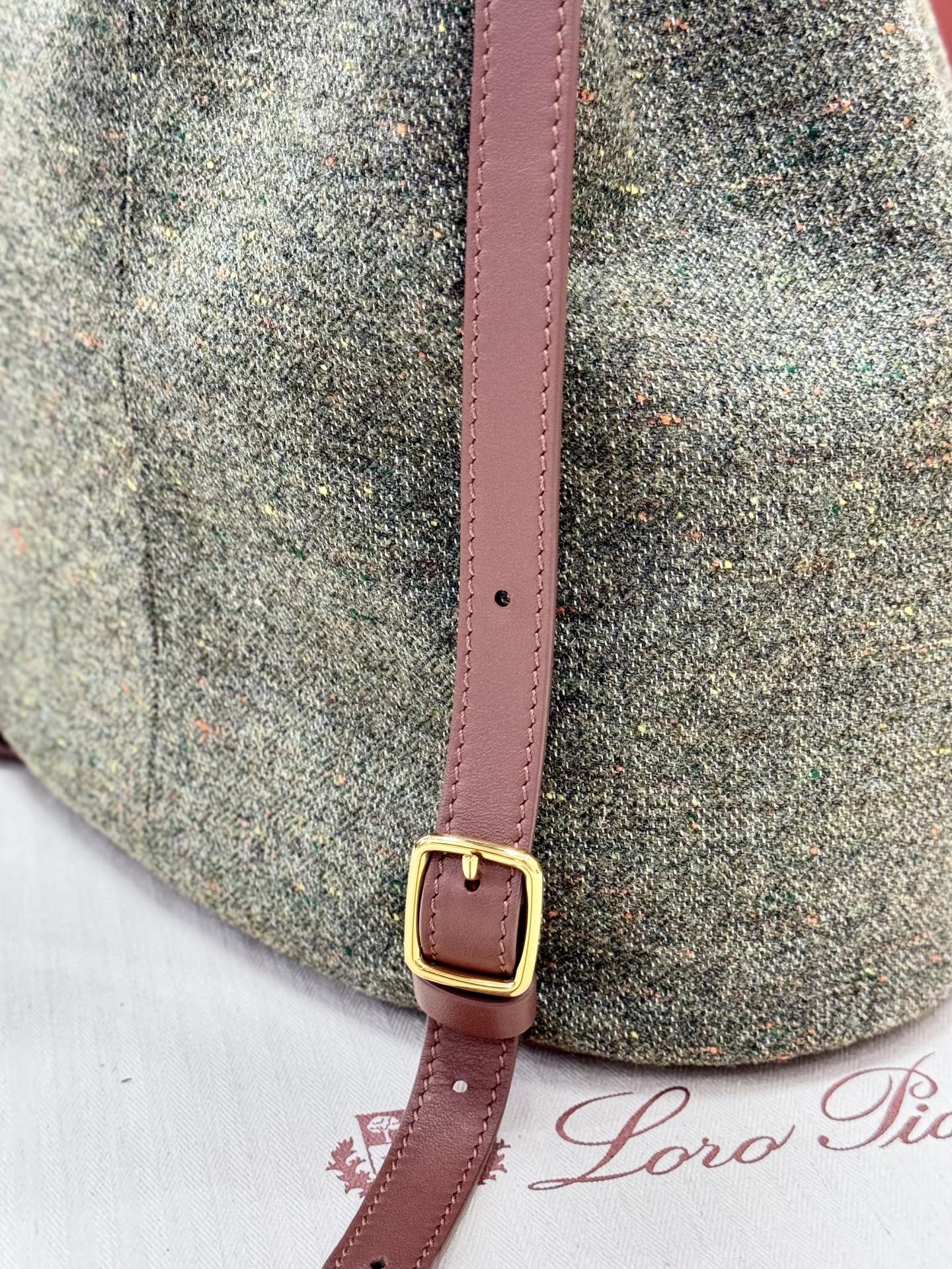 LP 2026 Extra Drawstring Backpack L27 Countryside Sage mix Burnt Tan Wool Leather