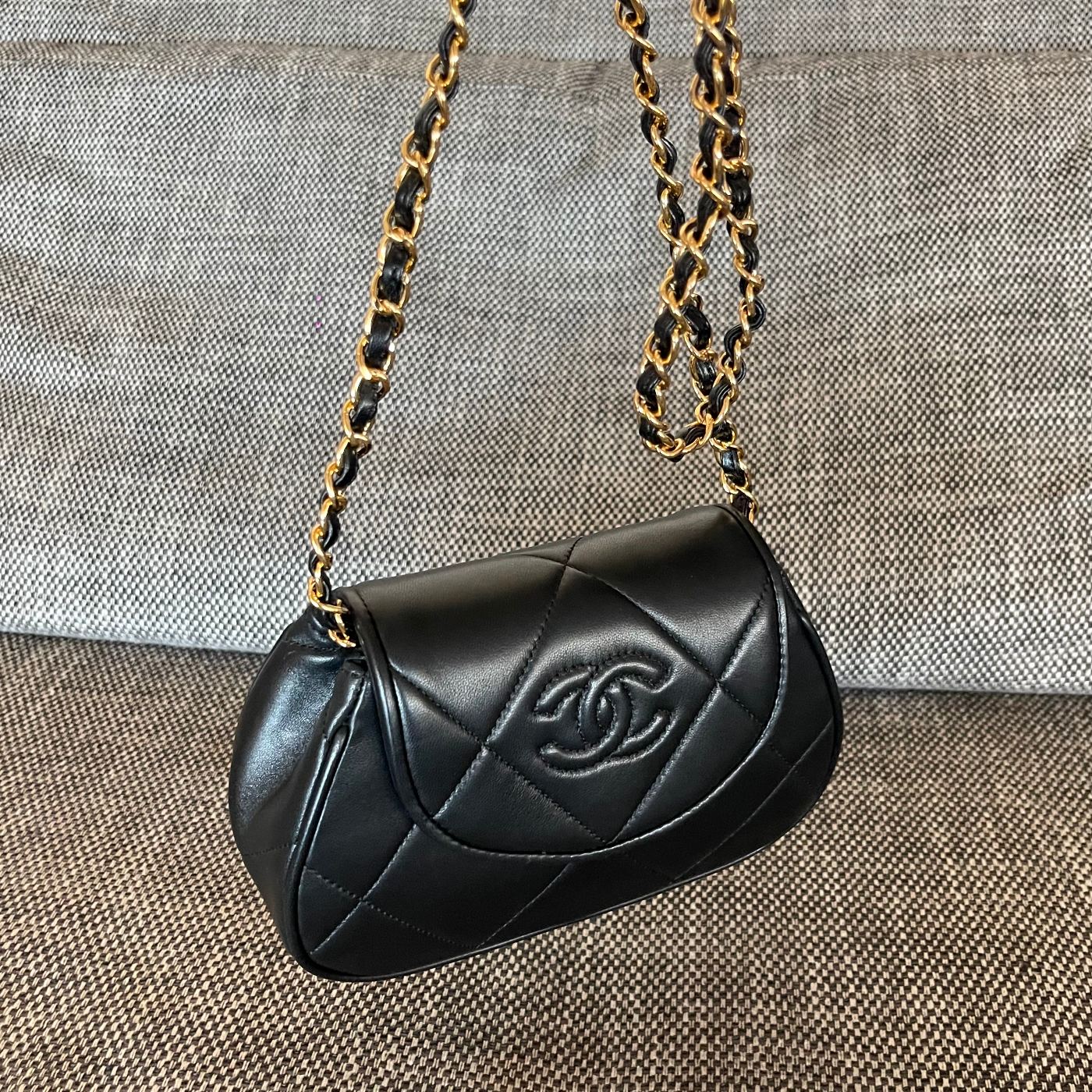 Chanel 2026 Matelasse Coco Mark Bag 22cm Black Lambskin
