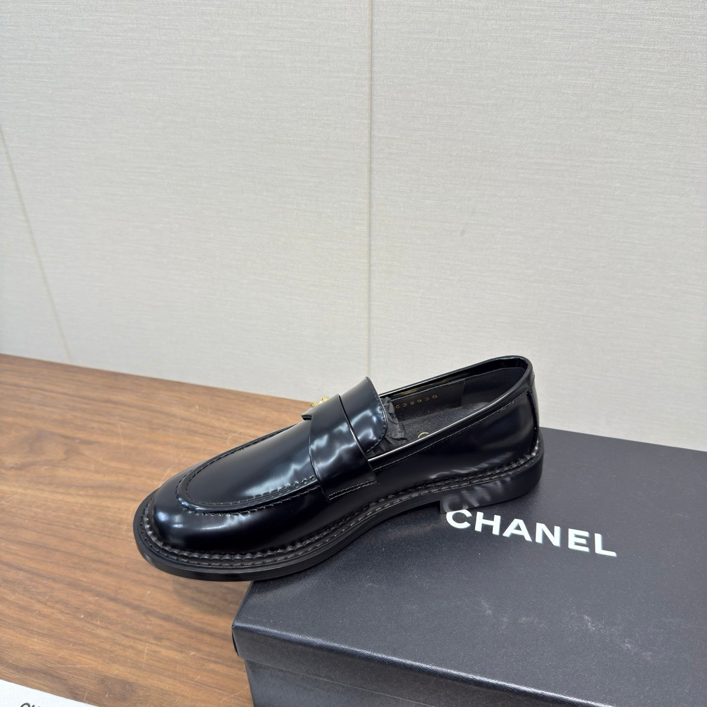 Chanel 2025 Loafer Black Sheepskin 552183