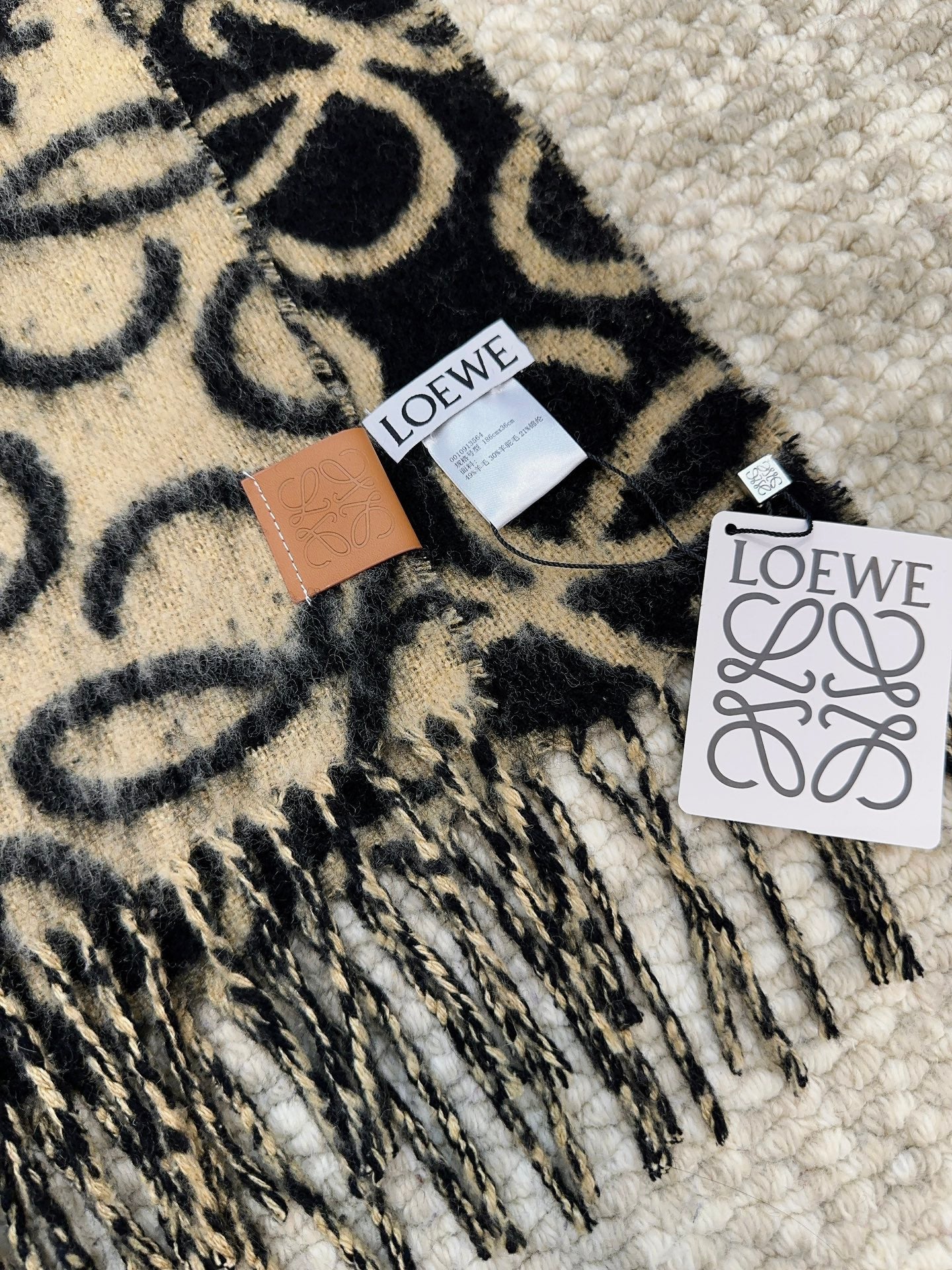 Loewe Scarf 180CM  Black Beige Wool Cashmere 968582