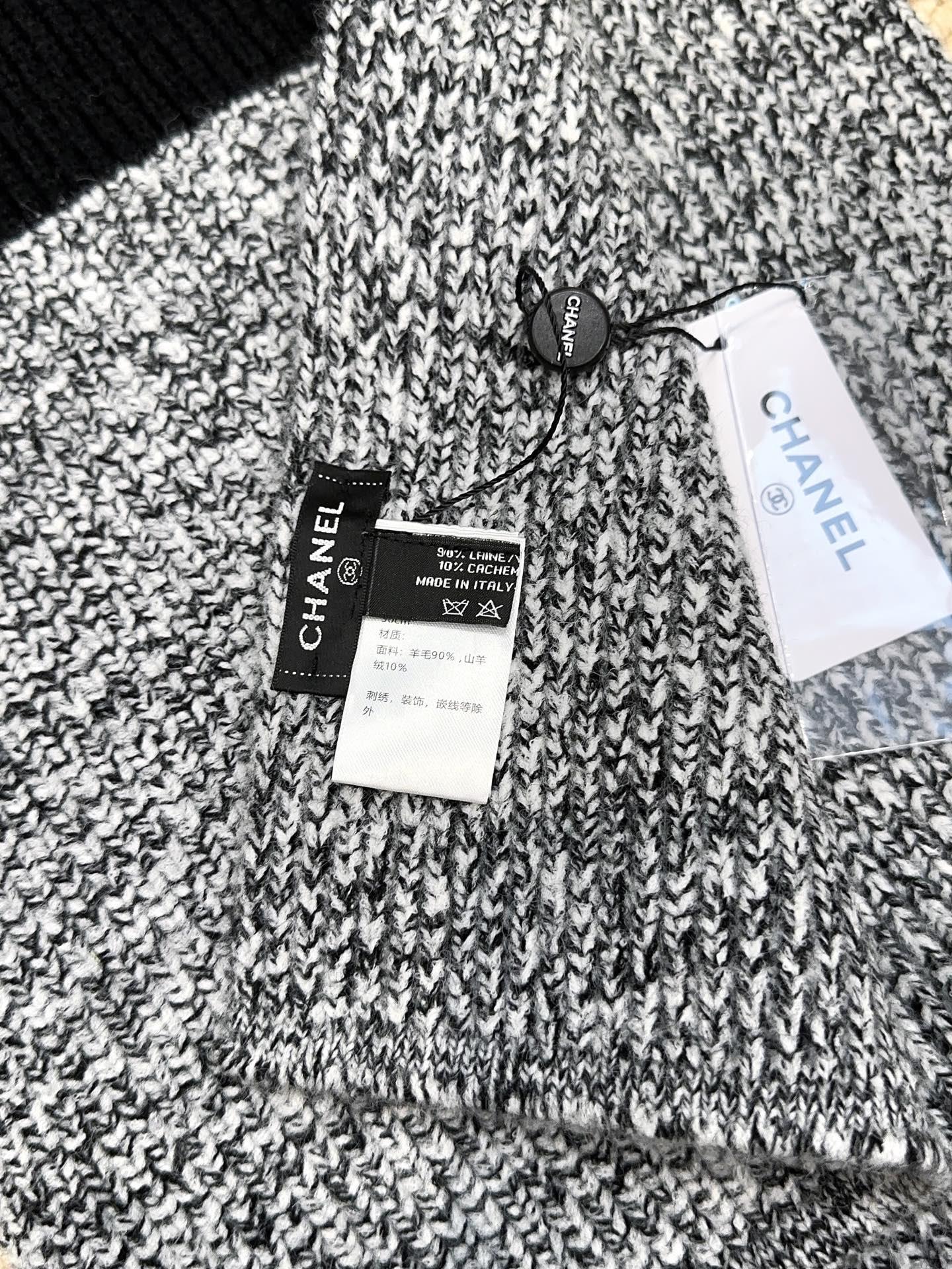 CC 25 Classic Scarf 175cm Light Gray Black Wool 971058