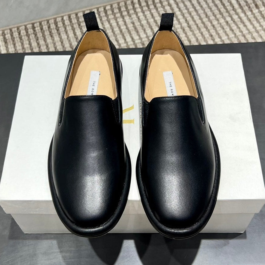 The Row 2025 Loafer Black Cowhide 540485