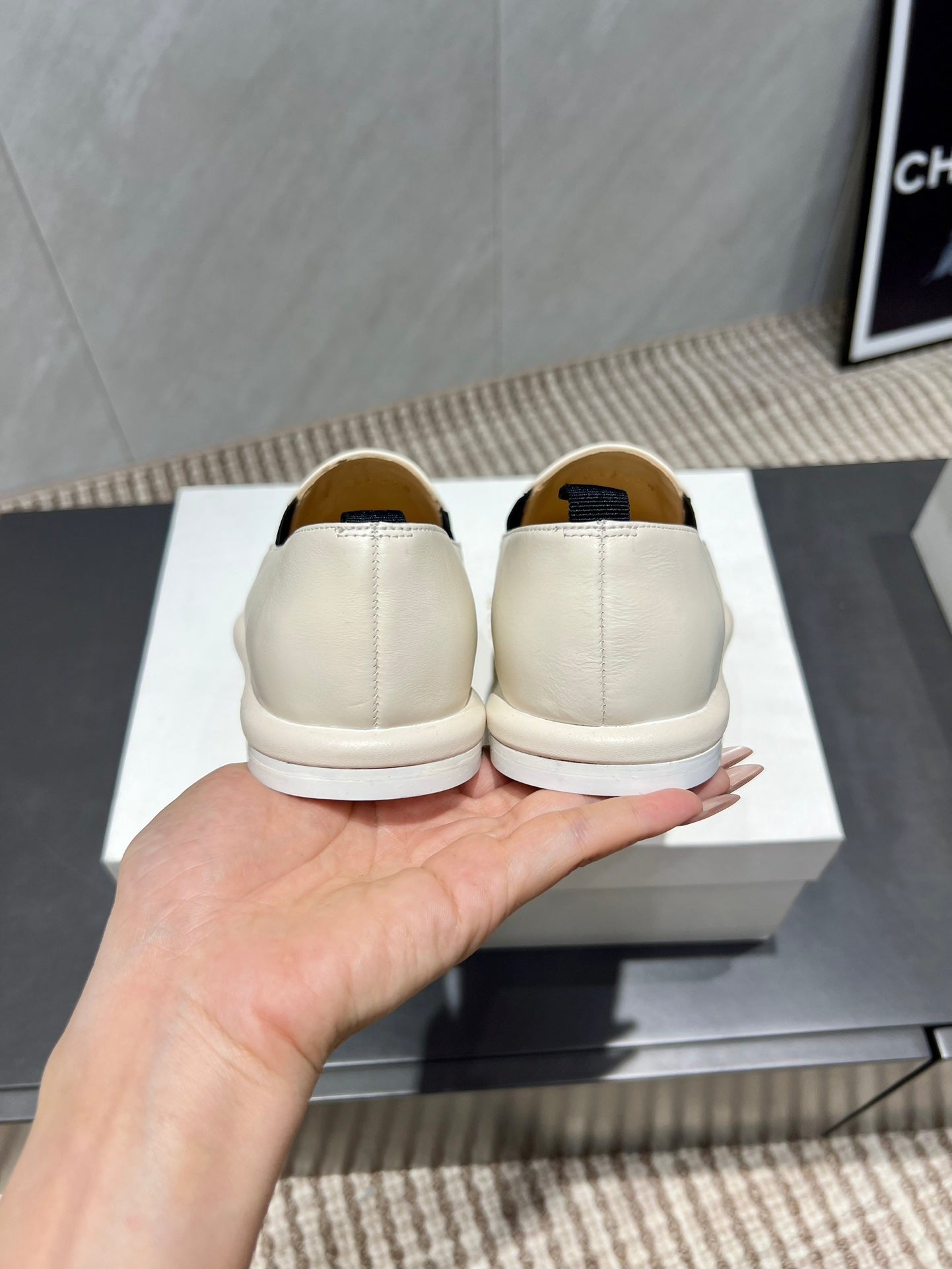 The Row 2025 Loafer Cream Cowhide 540487