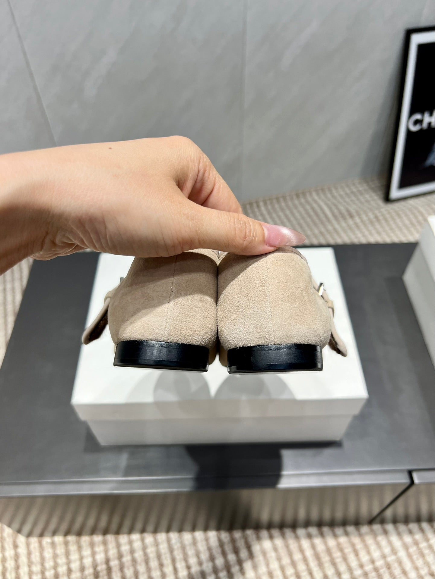 The Row 2025 Round Toe Ballet Flat Beige Suede Fleece 540490