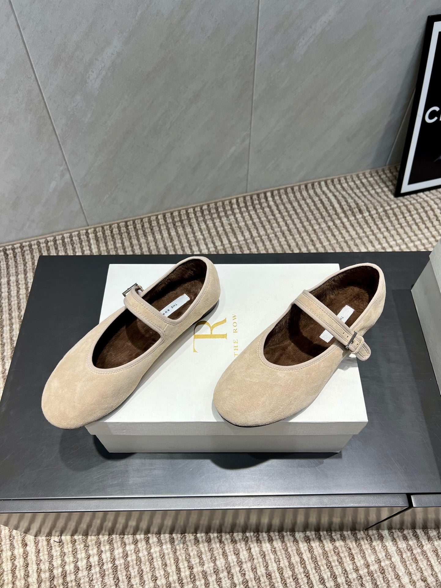 The Row 2025 Round Toe Ballet Flat Beige Suede Fleece 540490