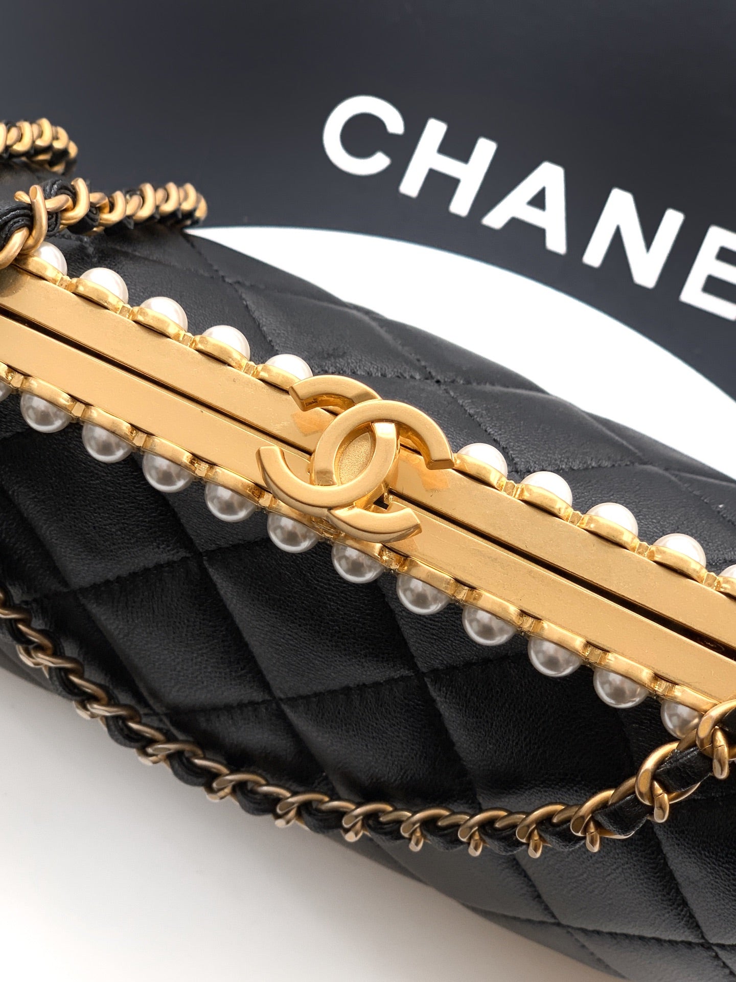 Chanel 2026 Pearl Clutch Black Gold Lambskin 321877