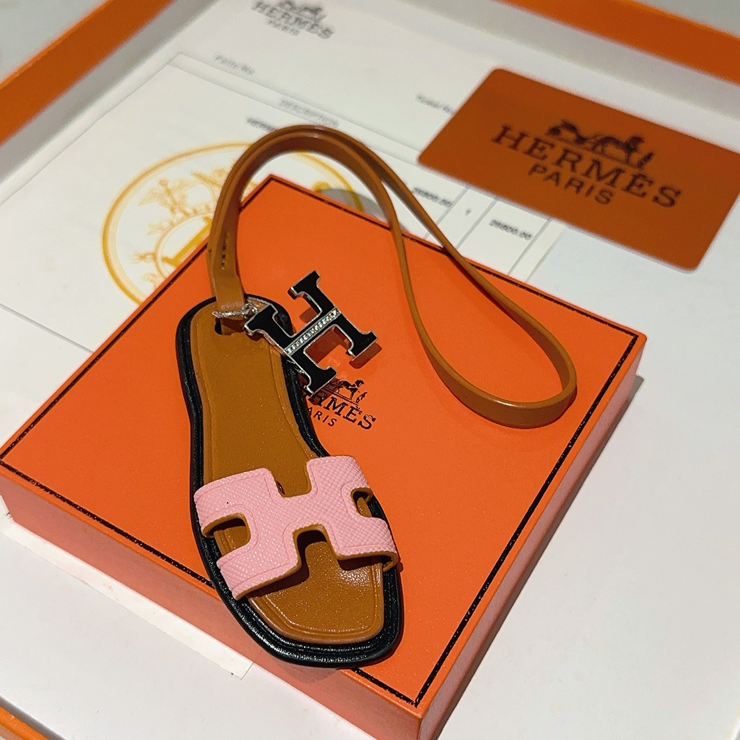 HM Oran Sandal Charm
