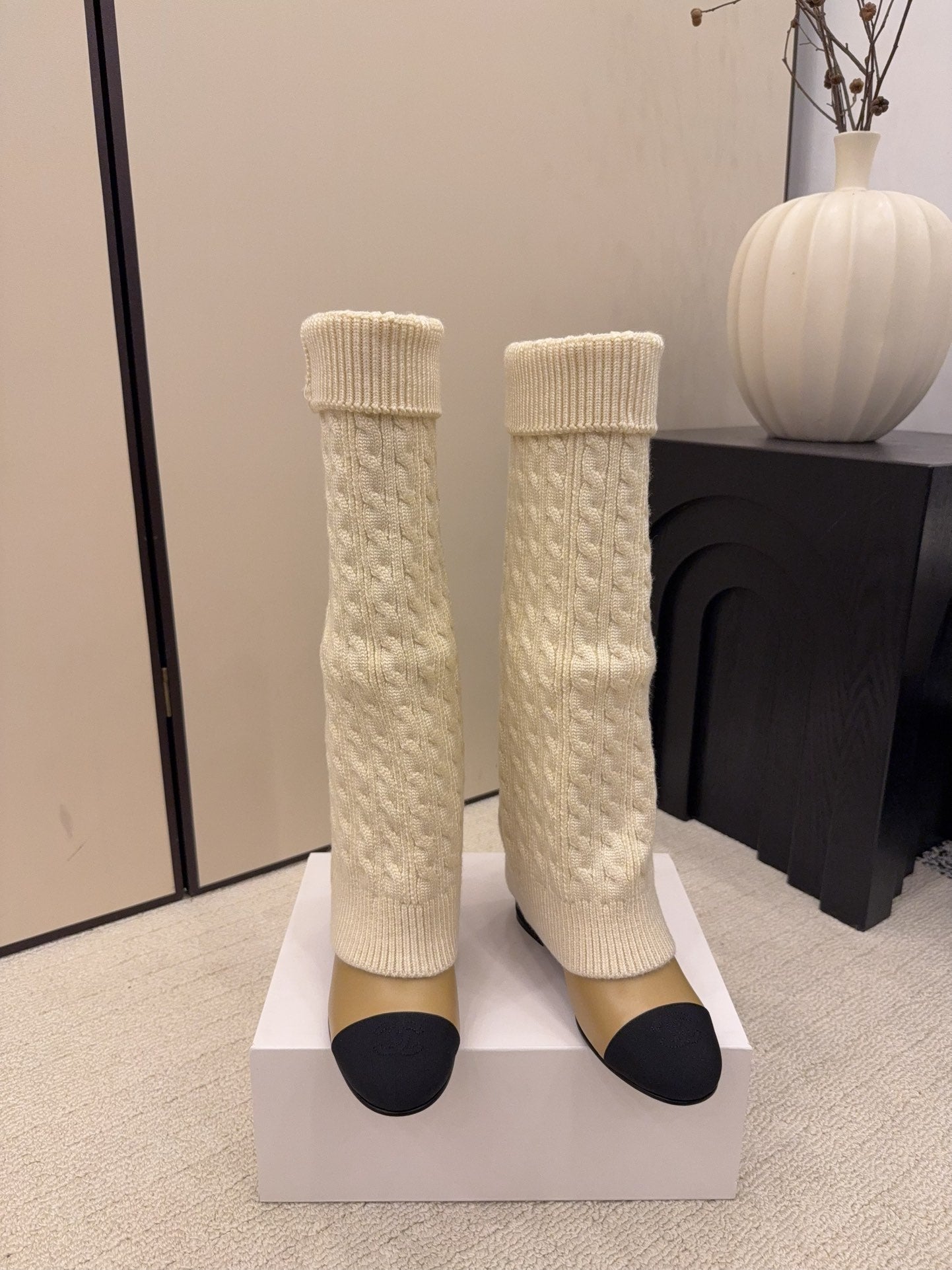 CC 26 Boot With Sock Detail Beige Cream Wool Leather 588841