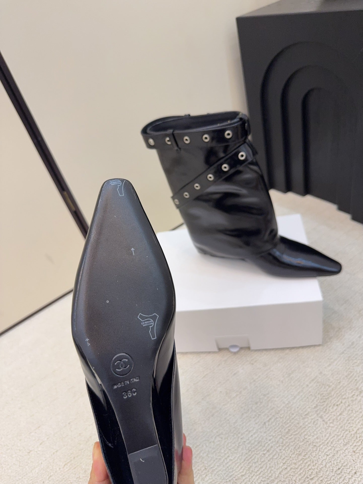 CC 26 Ankle Boot With Buckle Black Cowhide 589113