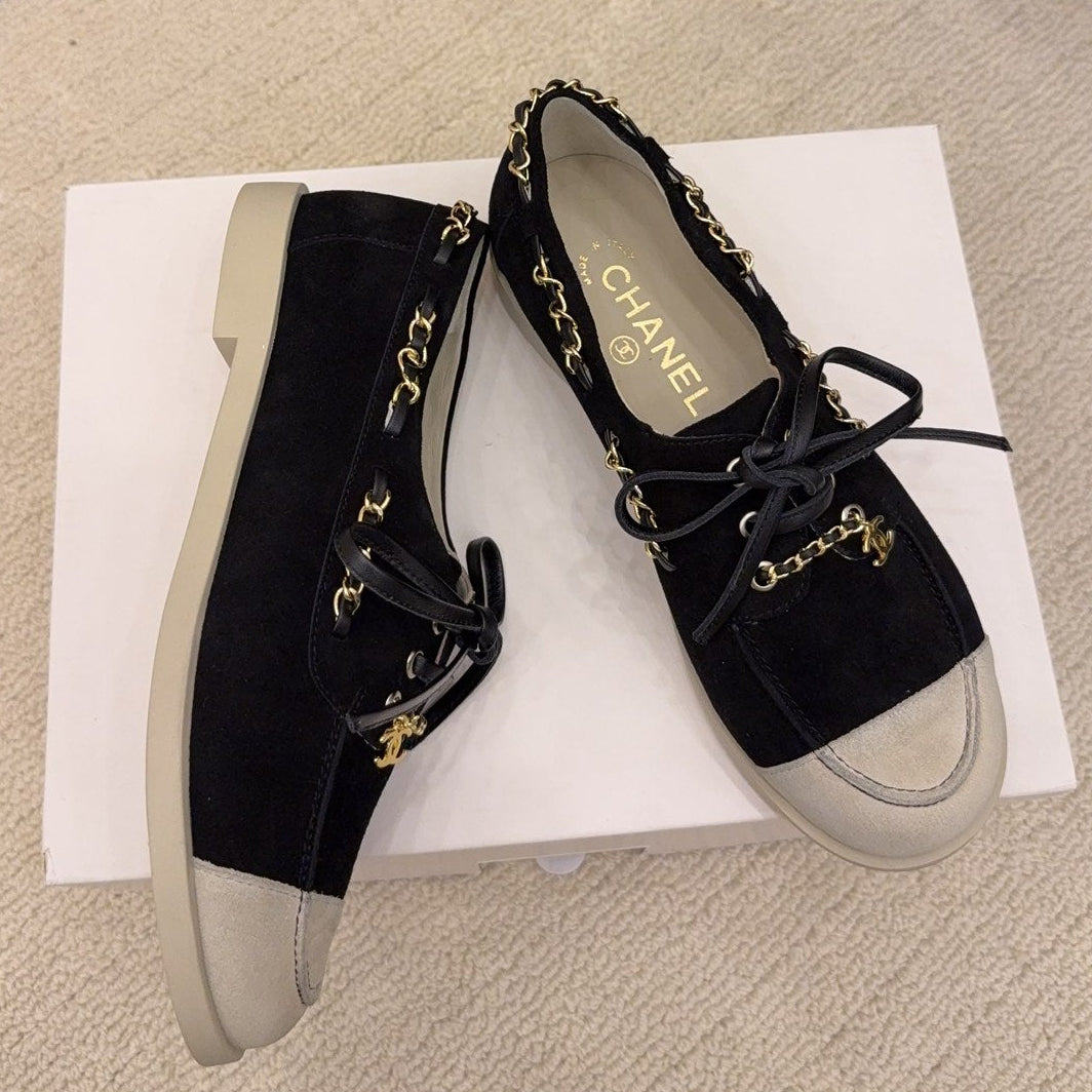 CC 26 Mocassin Loafer Black Suede 588898