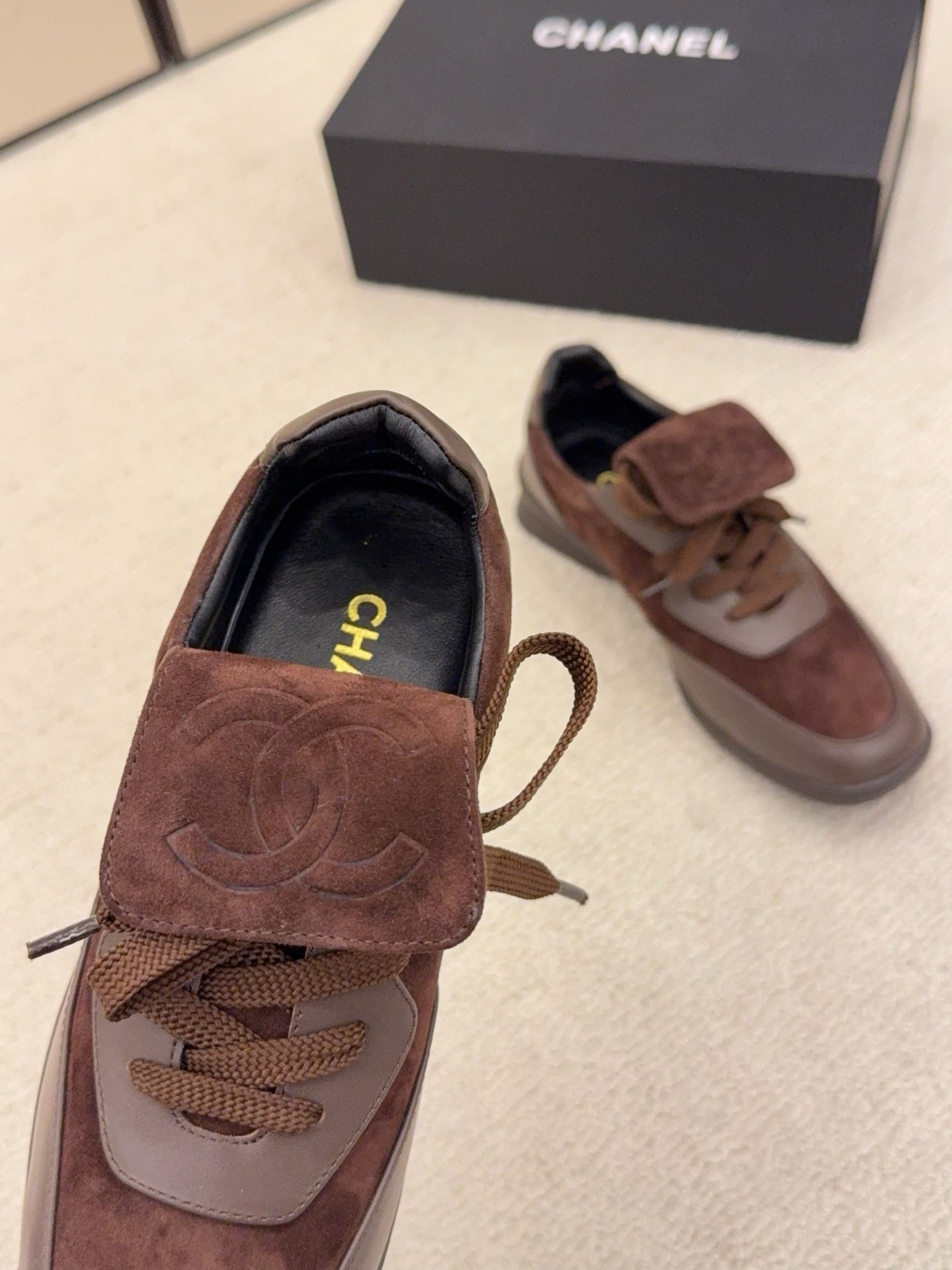 CC 26 Sneaker Brown Suede 589089