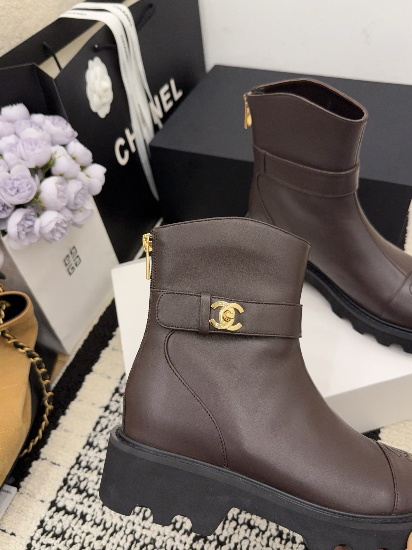 CC 26 Boot With Lug Sole Chocolate Black Calfskin 588677