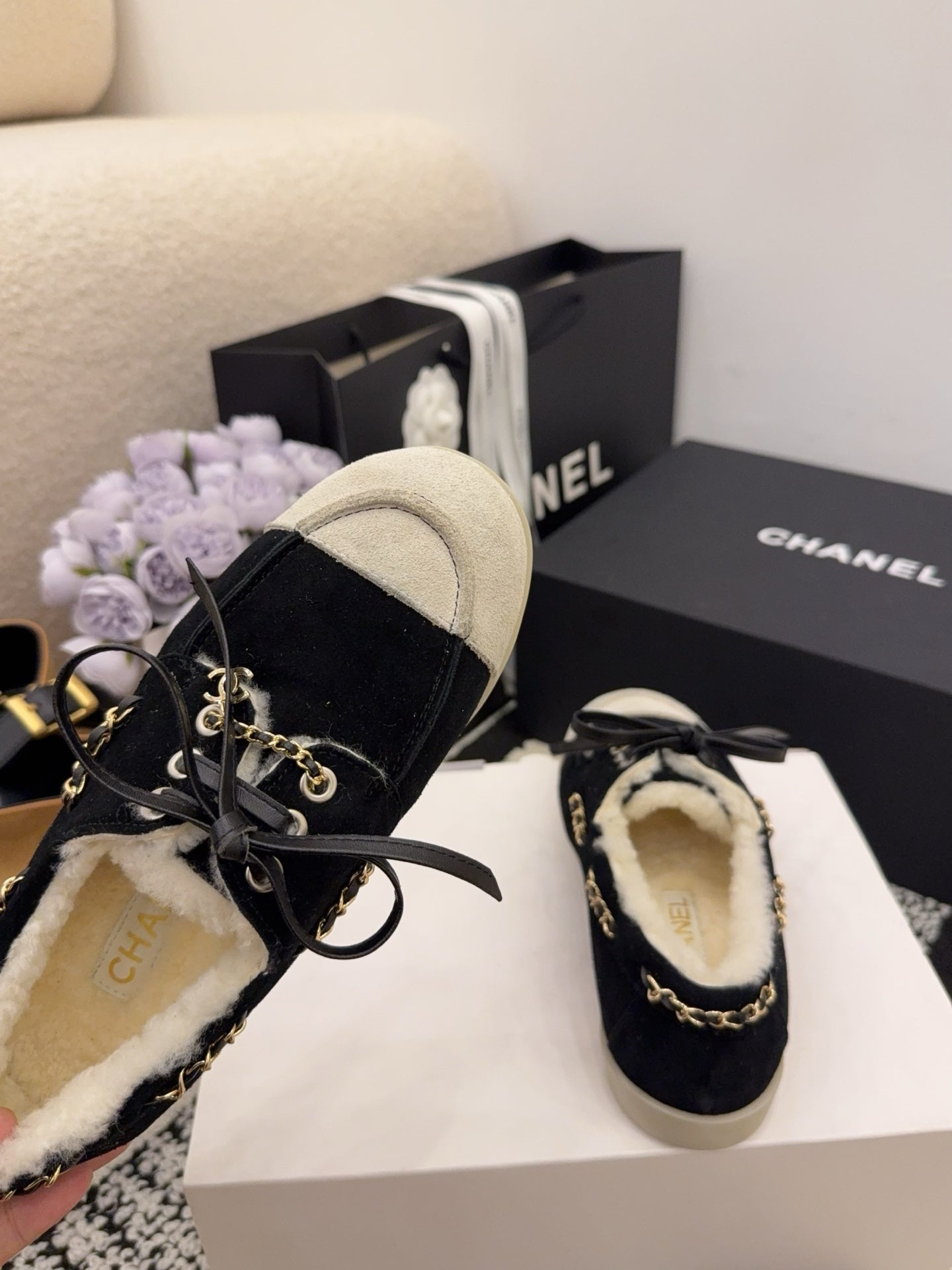 CC 26 Shearling Loafer Black White Suede Wool 588713