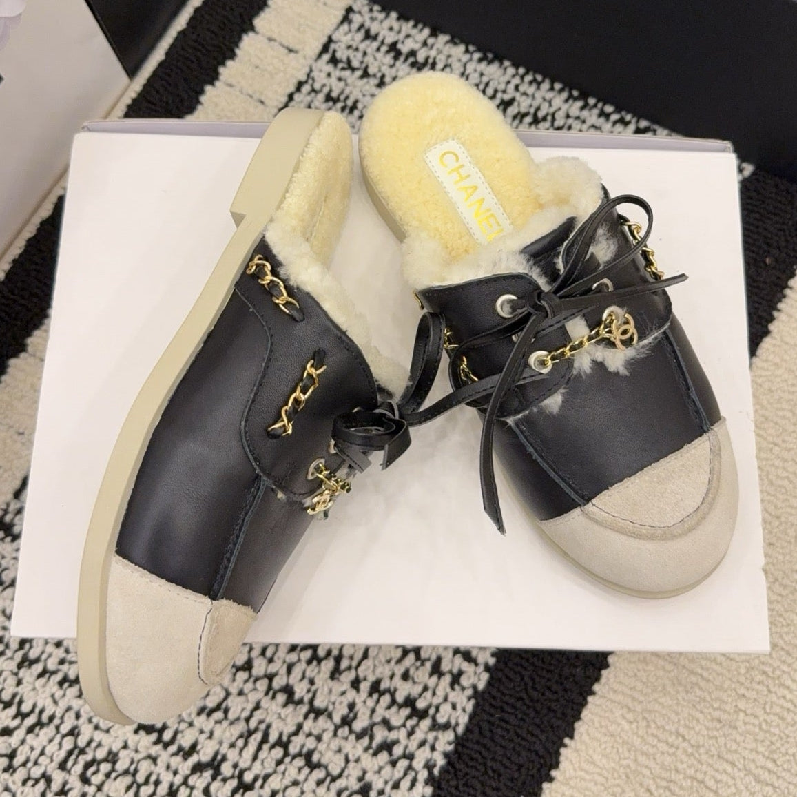 CC 26 Shearling Slip-on Loafer Black White Leather Wool 588719