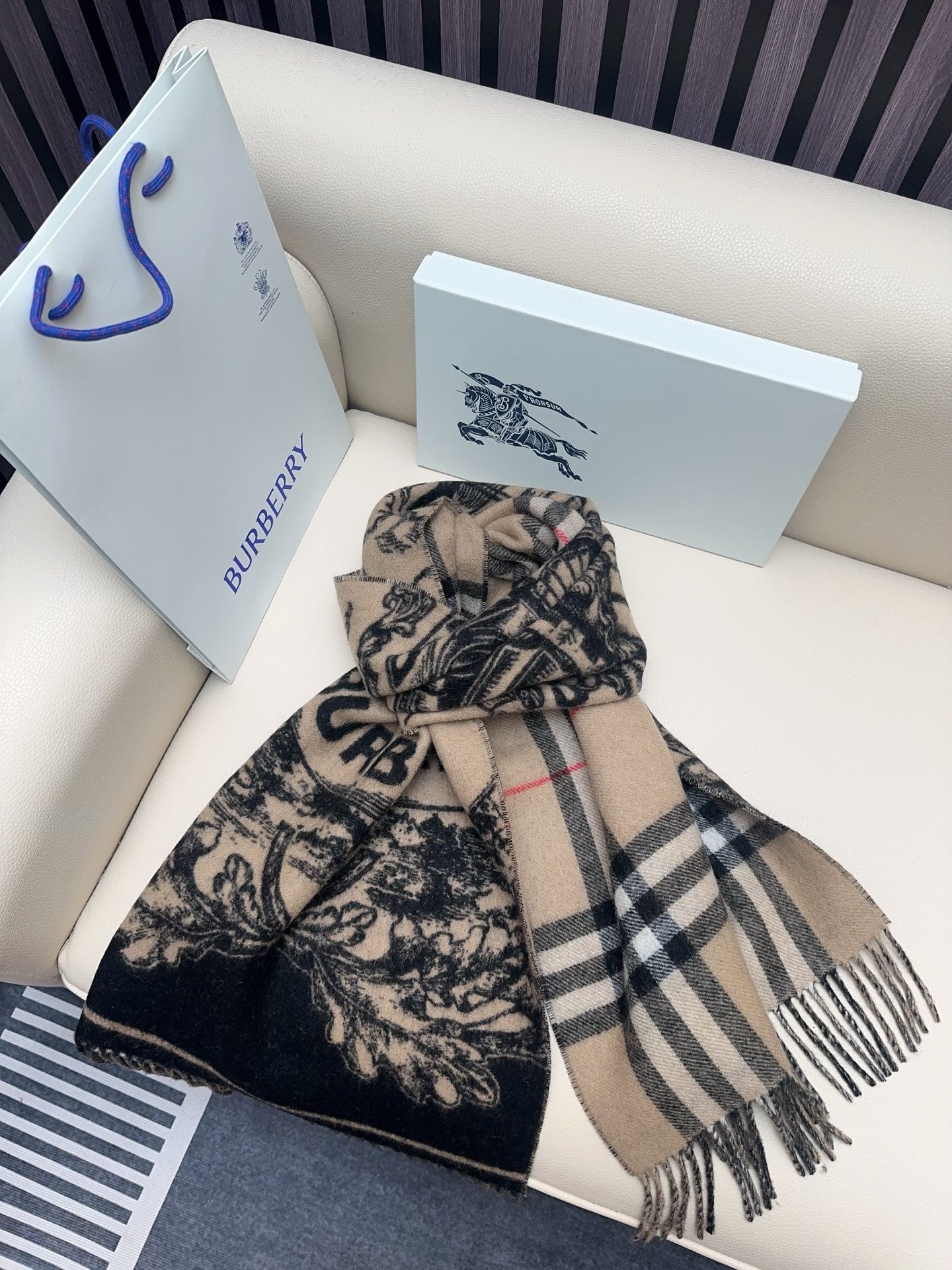 BBR Masterpiece 200CM Beige Black Cashmere 293287