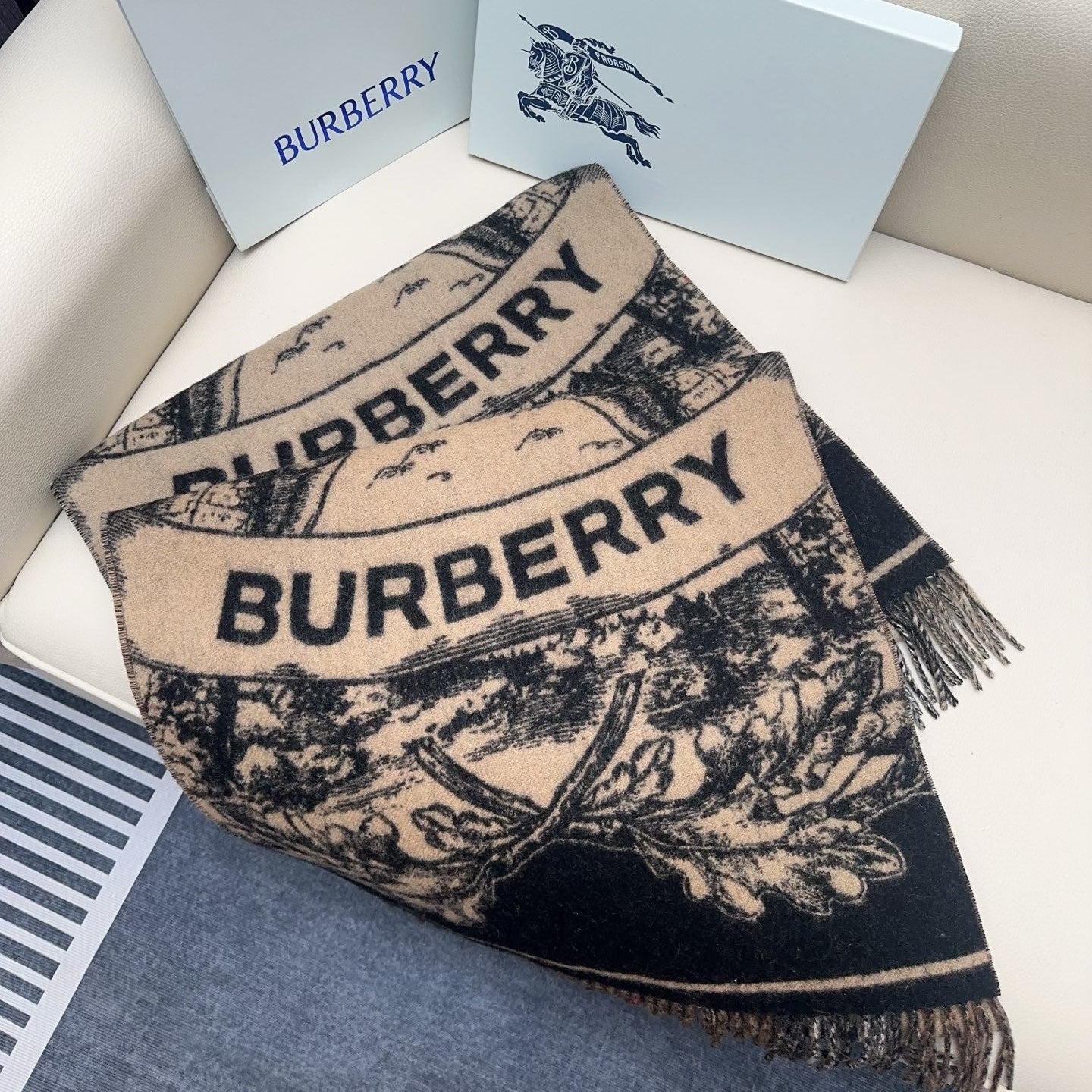 BBR Masterpiece 200CM Dark Beige Black Cashmere 293288