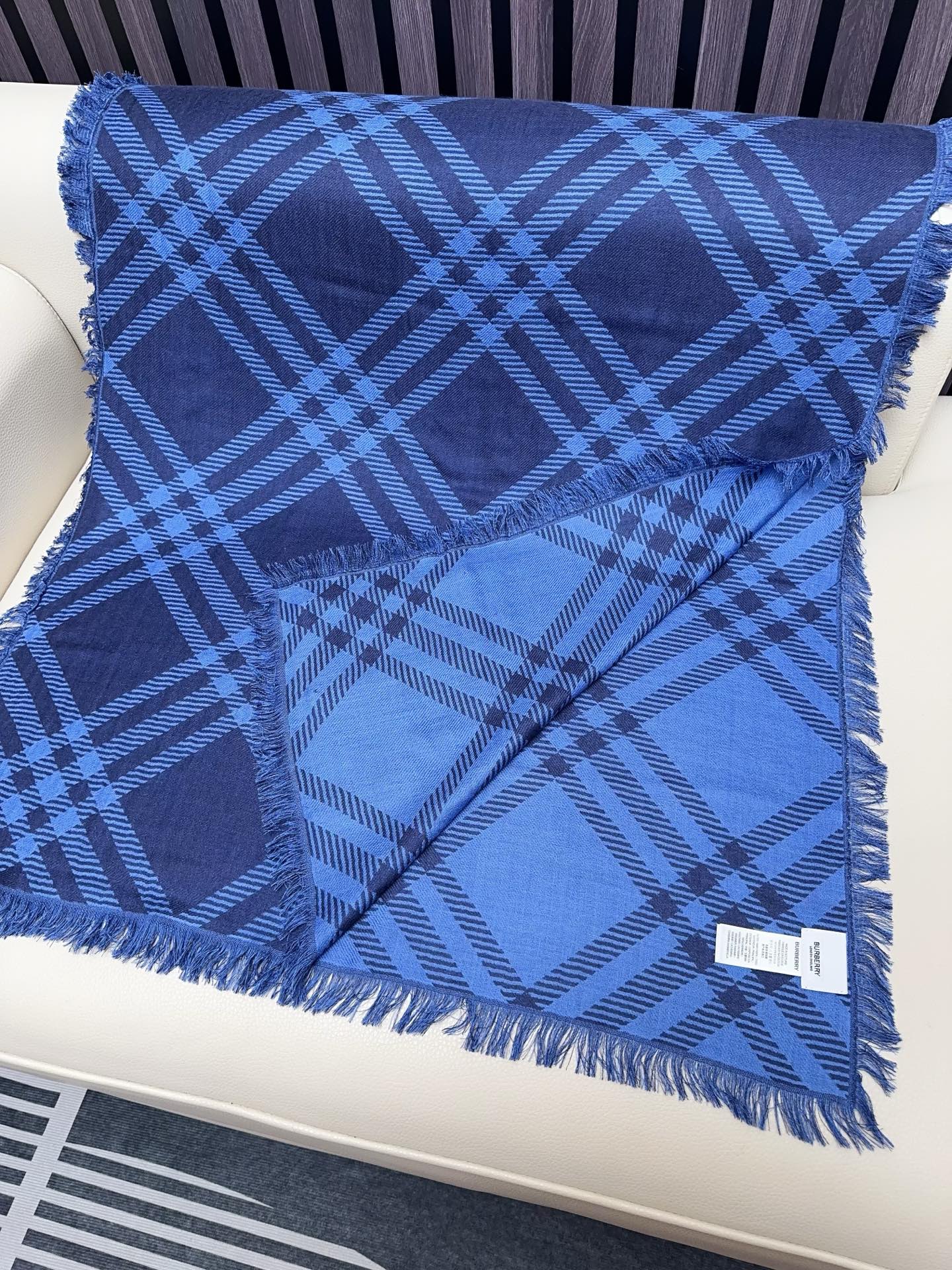 BBR Double-Sided Scarf 190CM Dark Blue Cashmere 293314