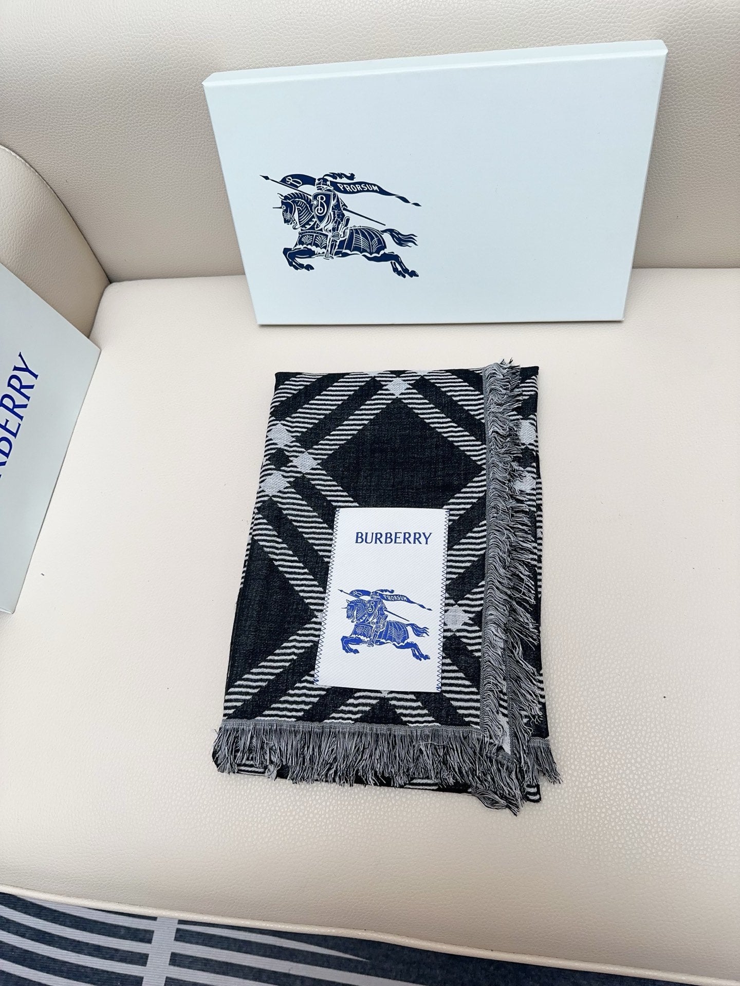 BBR Double-Sided Scarf 190CM Black Cashmere 293318