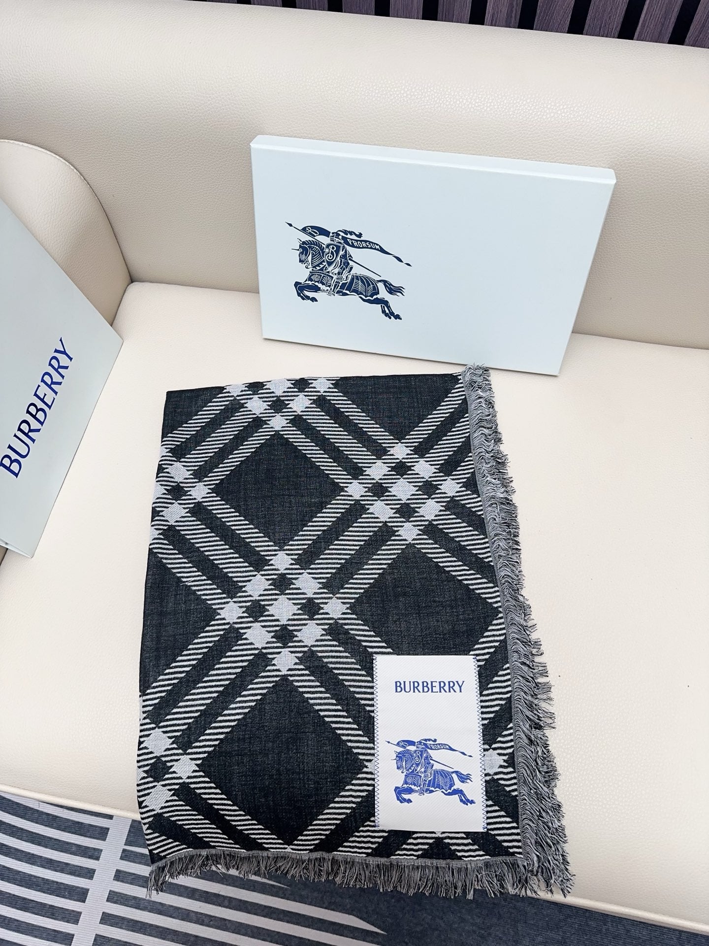 BBR Double-Sided Scarf 190CM Black Cashmere 293318