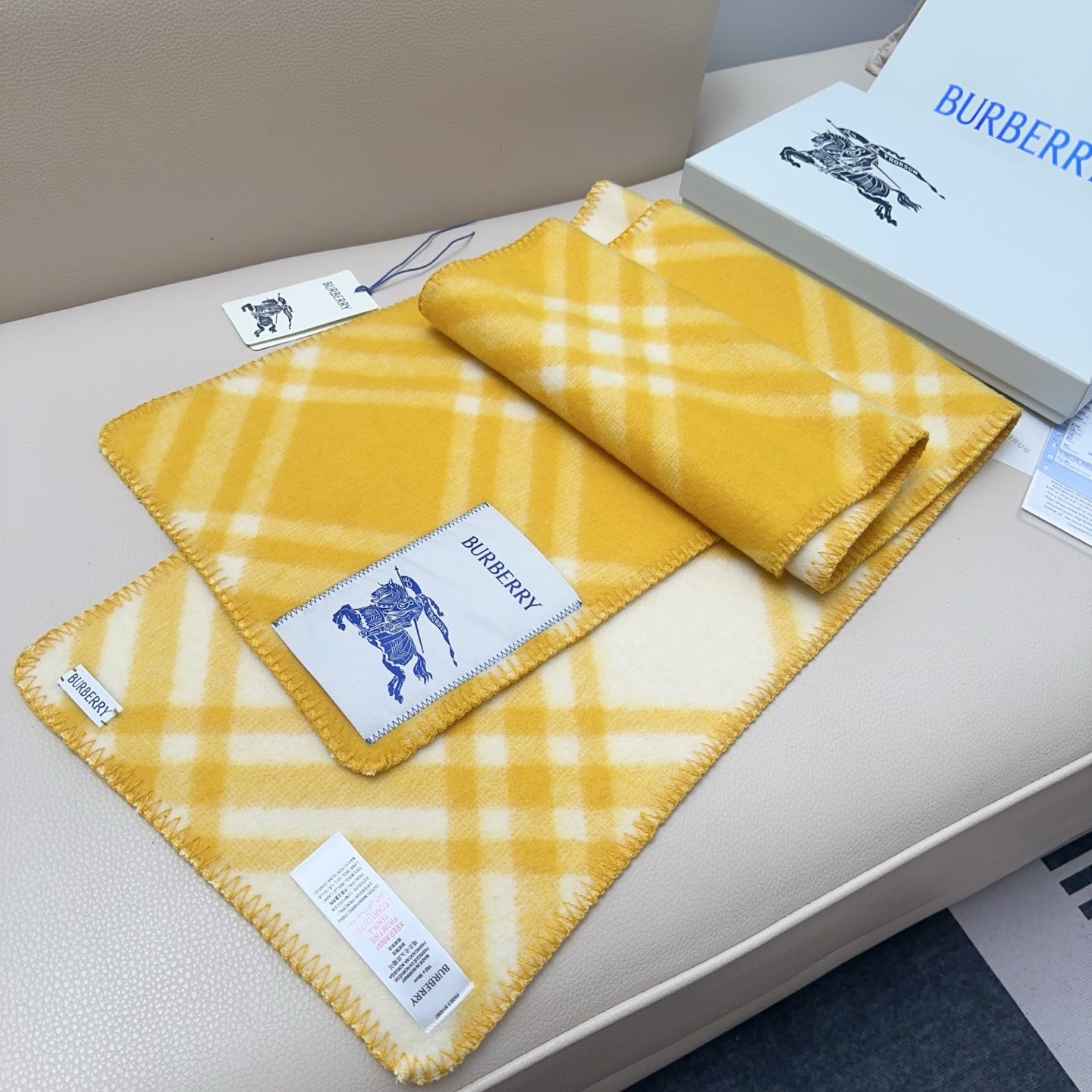 BBR Double-Sided Scarf 182CM Yellow Cashmere 293326