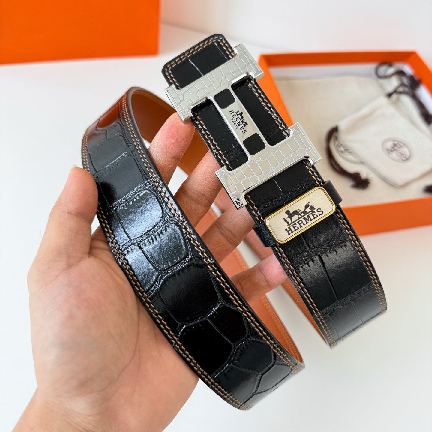 HM Constance Belt 38mm Black Brown Cowhide Gold Buckle 620048