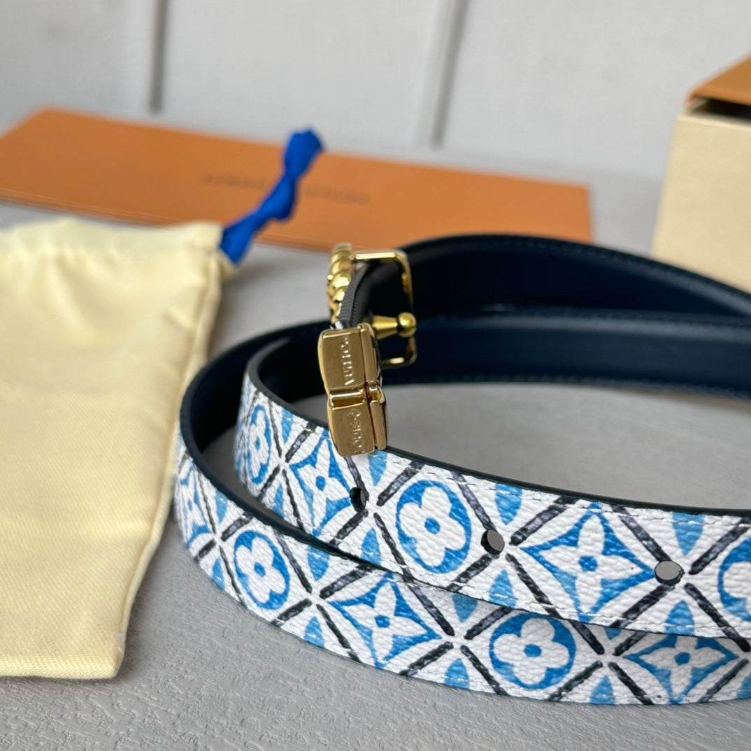 PRETTY LV 20MM REVERSIBLE BELT WHITE AND BLUE CALFSKIN GOLD HARDWARE