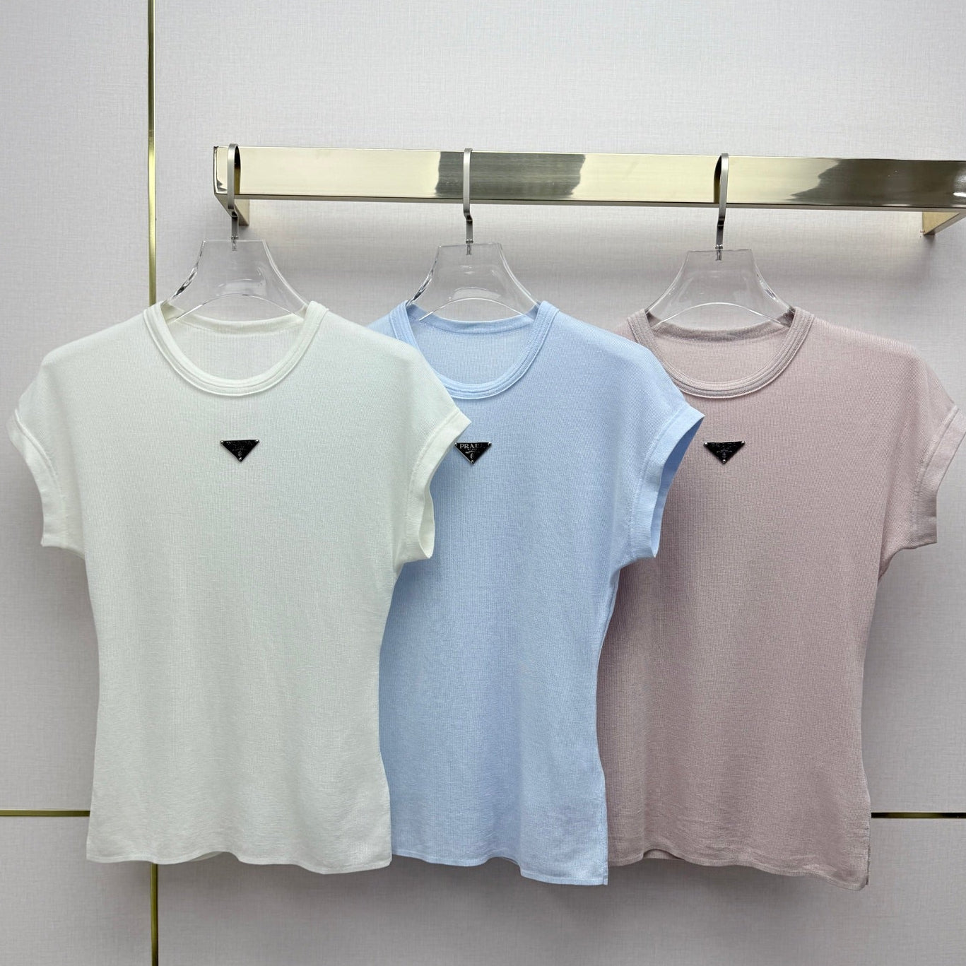 Prada 2026 Crew Neck Tencel Top 367690