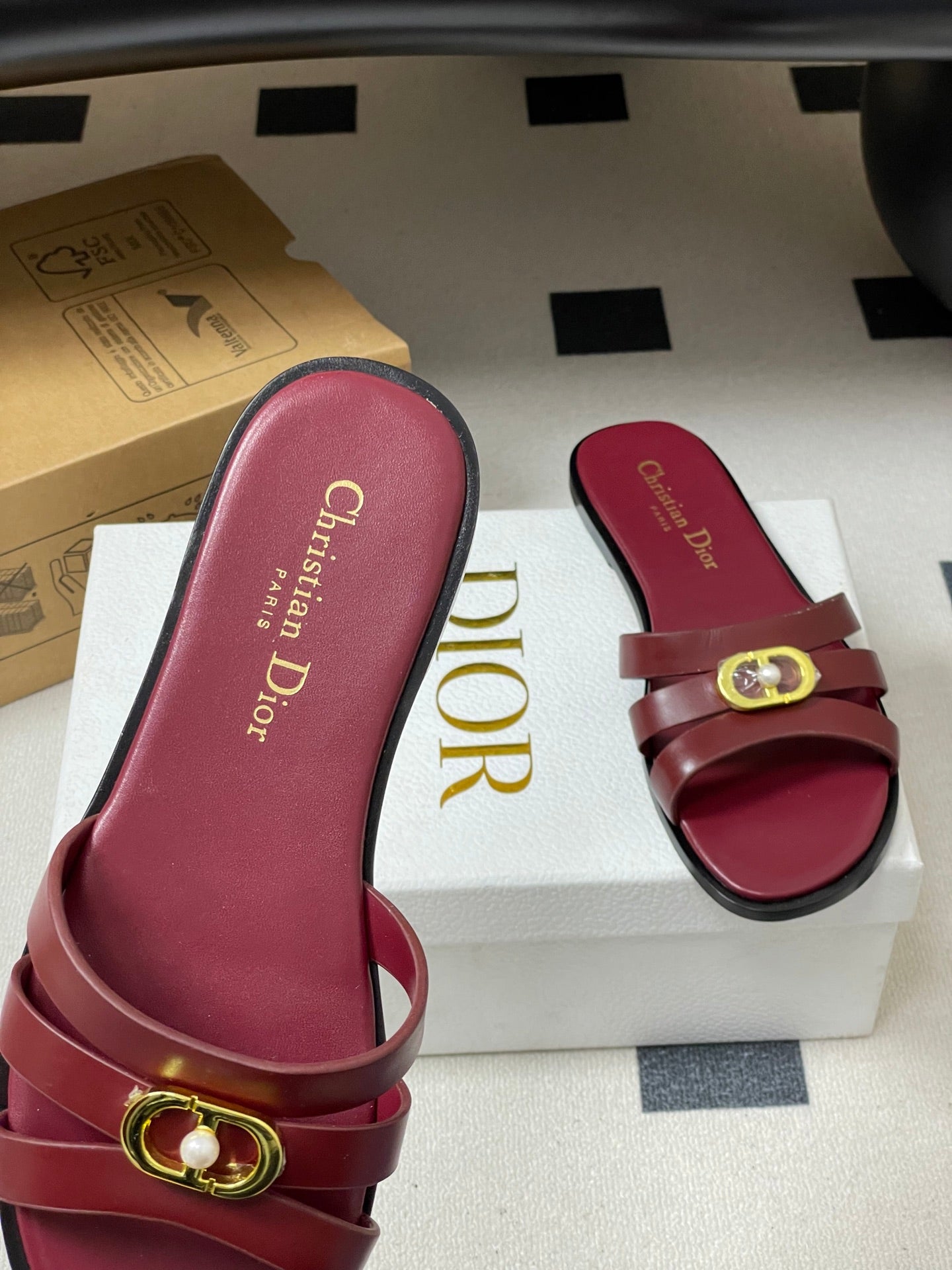 CD 26 Chunky Heel Sandals Burgundy Leather 593529