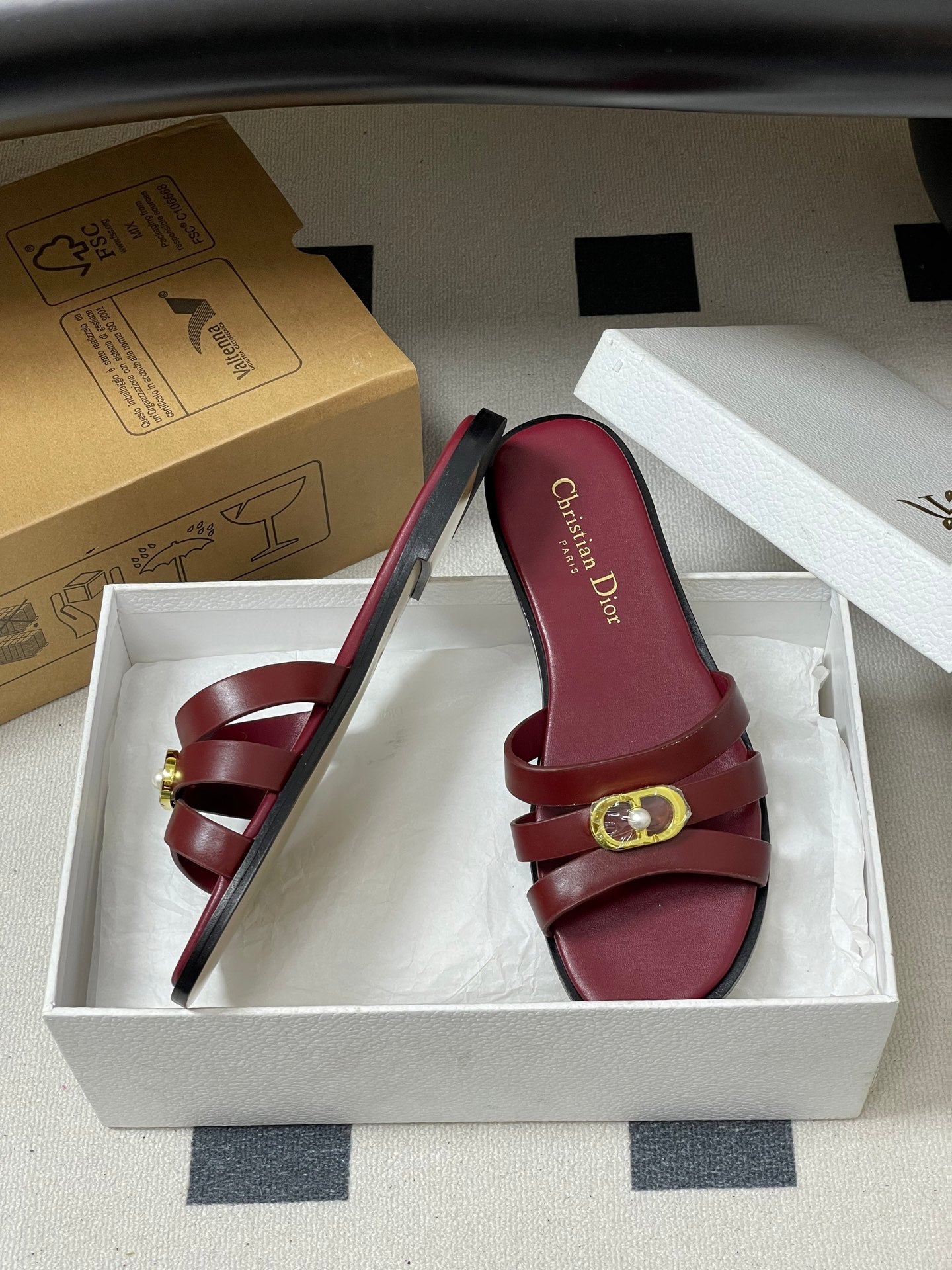 CD 26 Chunky Heel Sandals Burgundy Leather 593529