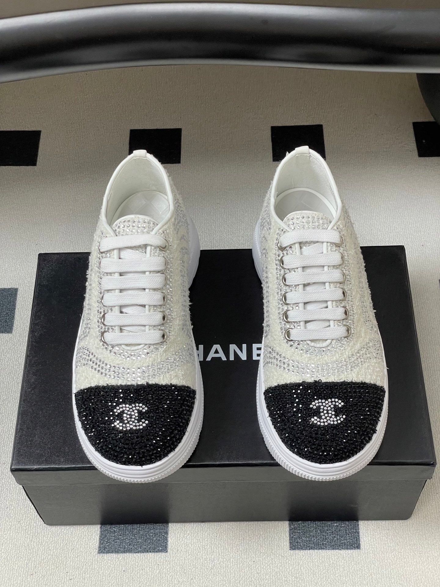 CC 26 Platform Sneaker White Sequin-embellished Leather 593346