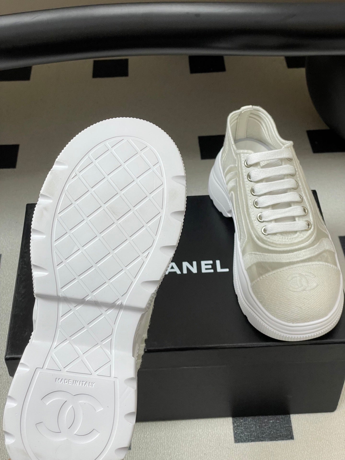 CC 26 Platform Sneaker White Fabric Mesh 593349