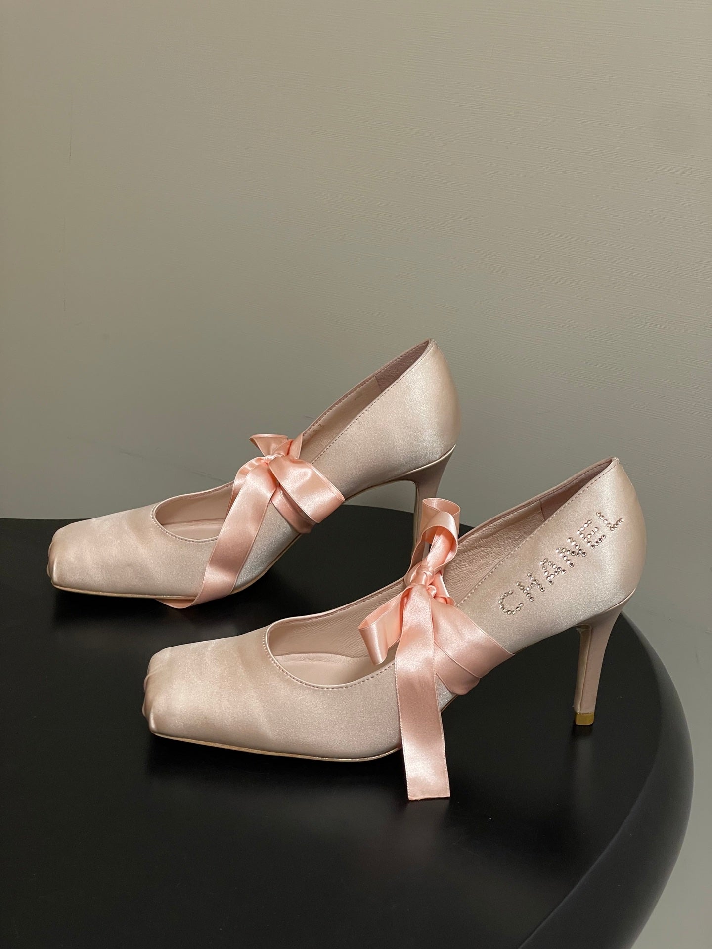 CC 26 Pump Pink Satin Silk 593135