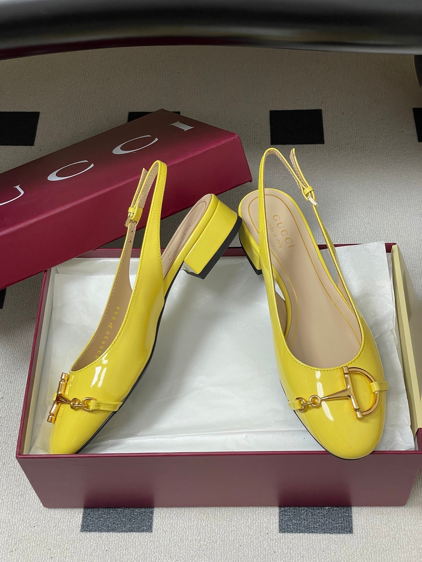 GG 26ss Big D Half HorseBit Mary Jane Yellow Patent Leather 593503