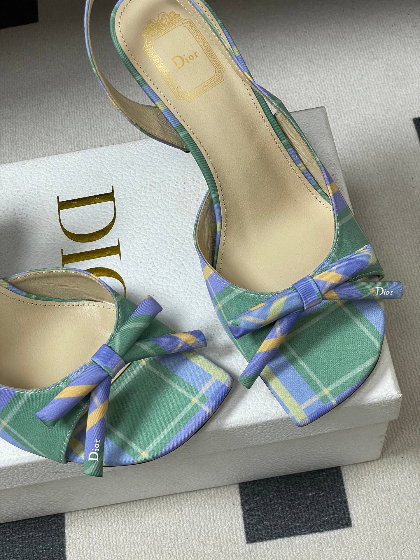 CD 26 Slingback 85 Green Blue Leather Silk Fabric 593601
