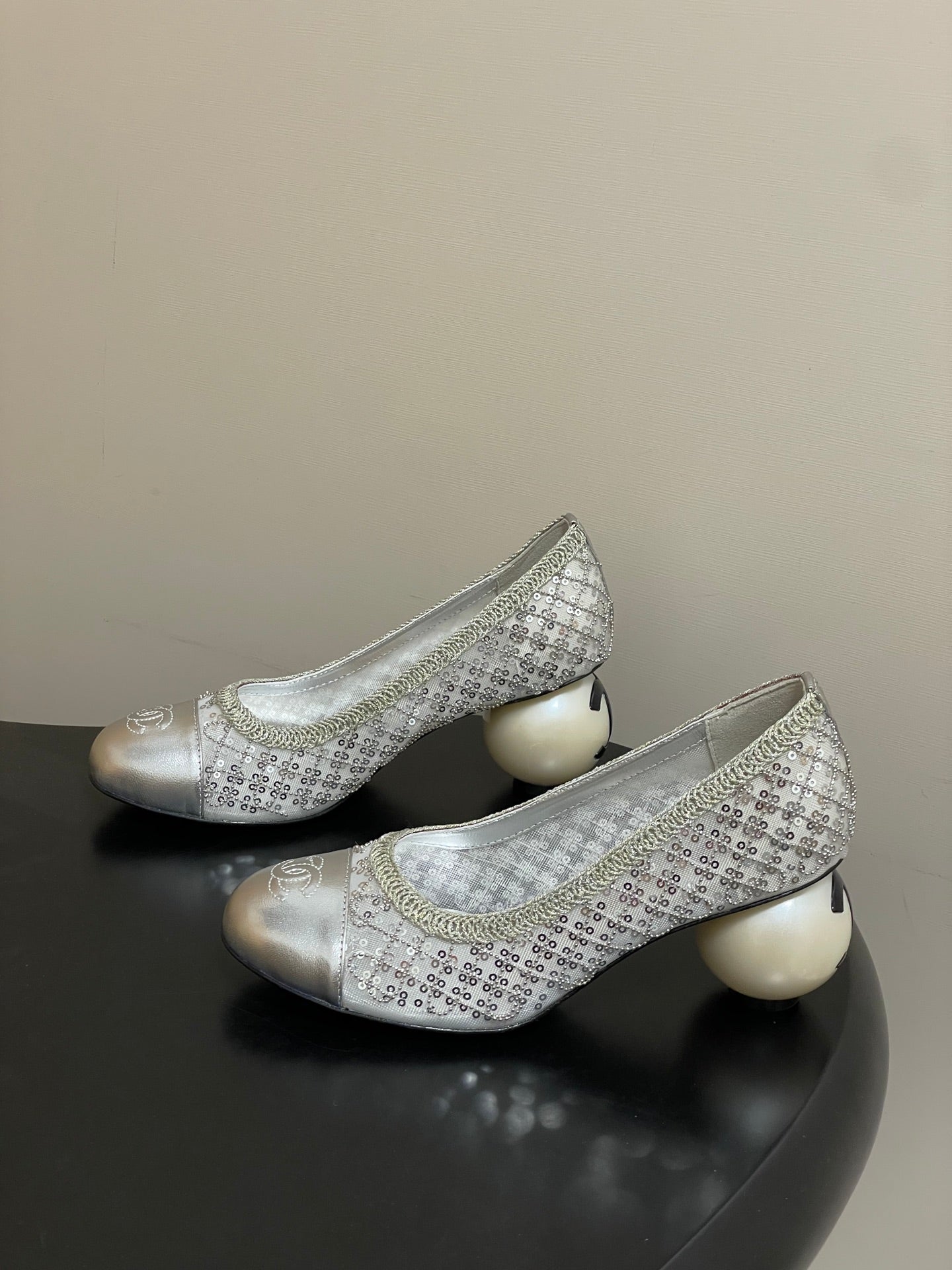CC 26 Beaded Sequin Pump With Double C Pearl Heel Silver Mesh Leather 593160