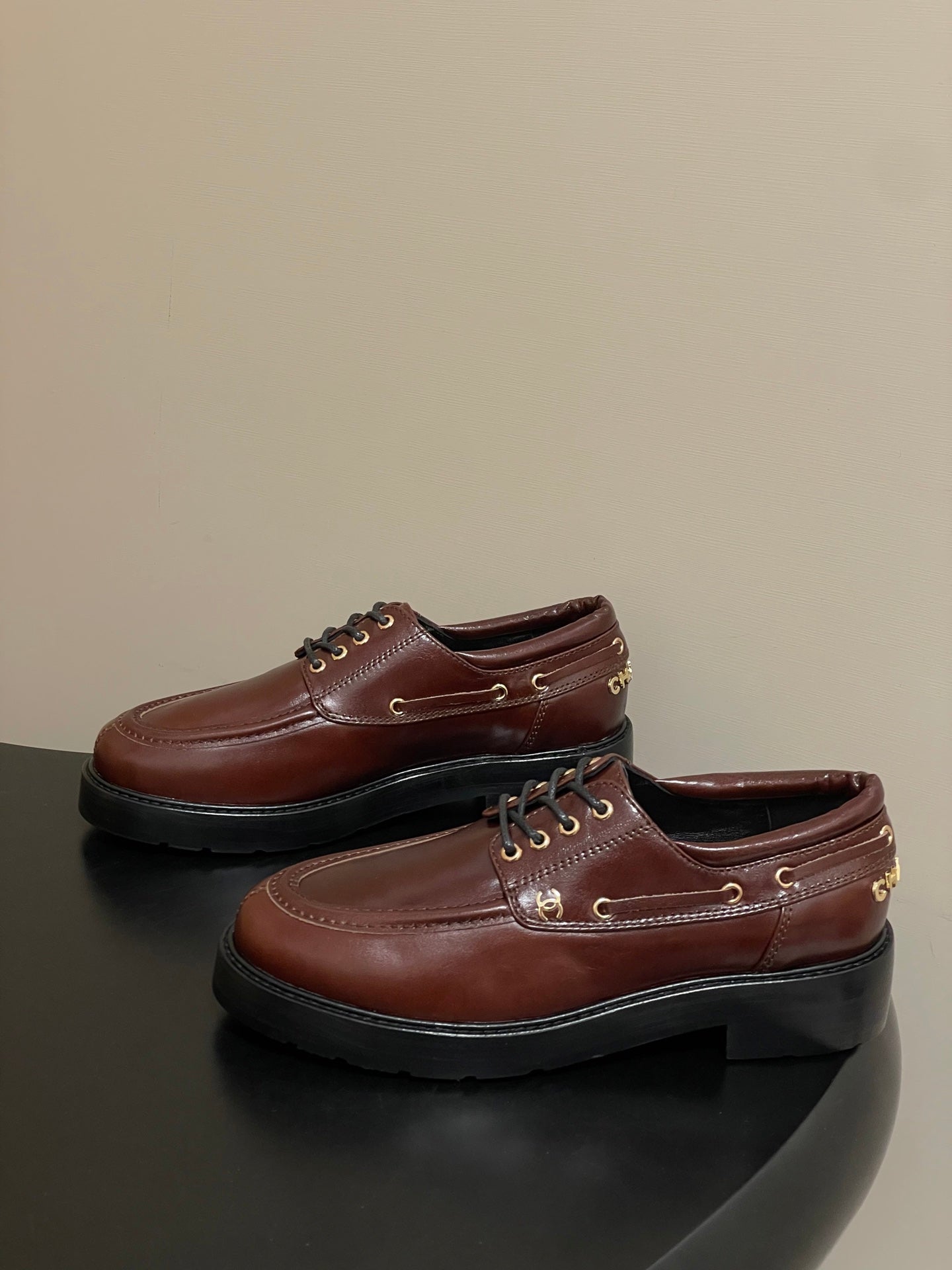 CC 26 Lace-Up Loafer Brown Sheepskin 594248