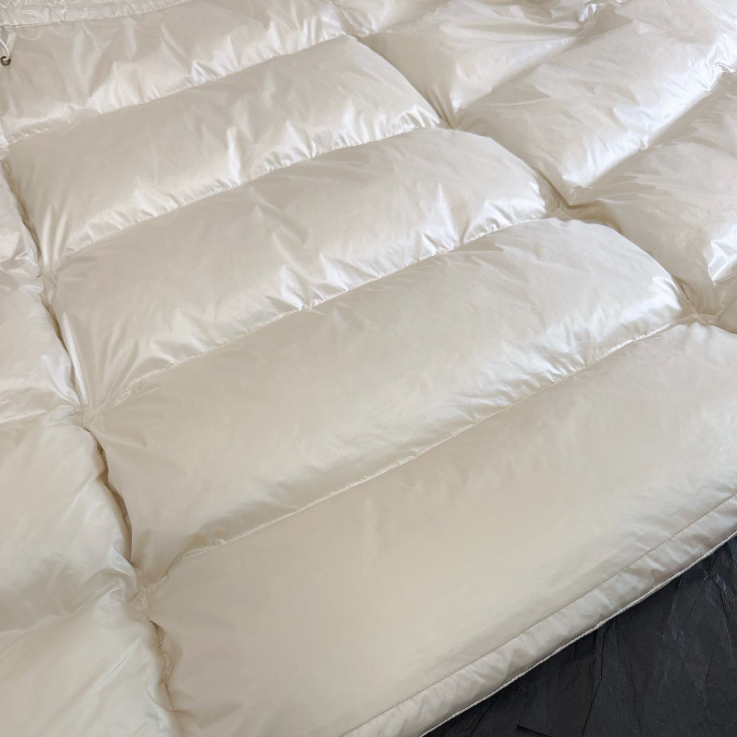 Moncler 2025 Chamer Wool-Trimmed Hooded Long Jacket Cream Down