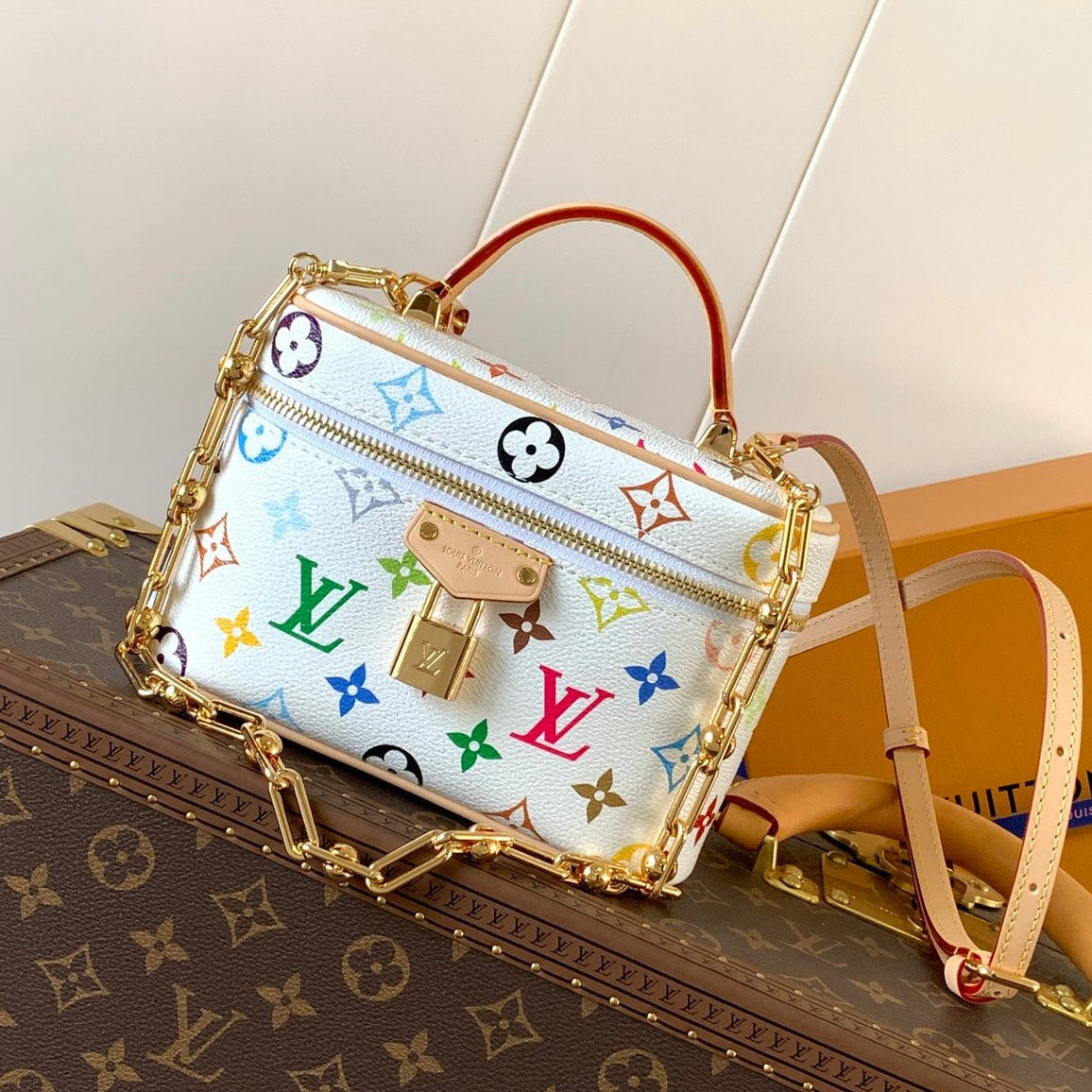 LV 2026 Vanity Chain Pouch 19cm White mix Multicolor Canvas Cowhide 252195